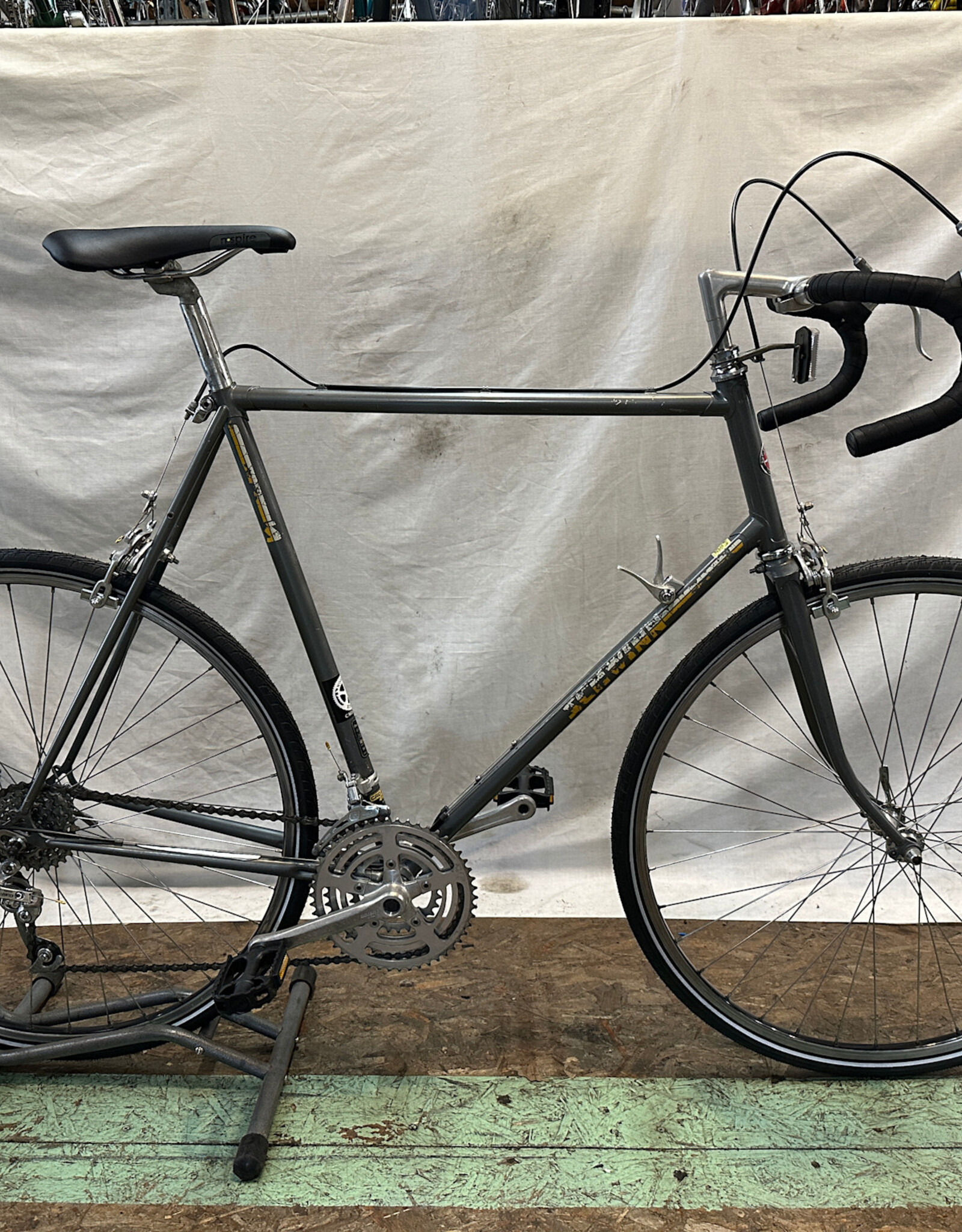 62cm  Schwinn Le Tour (4479 B1L)
