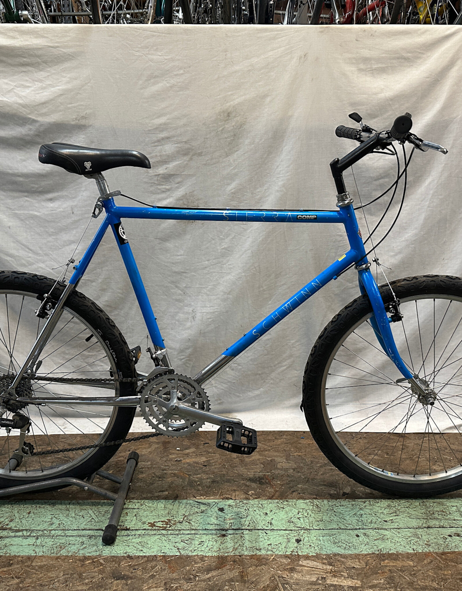 23" Schwinn Sierra (0774 C2U)