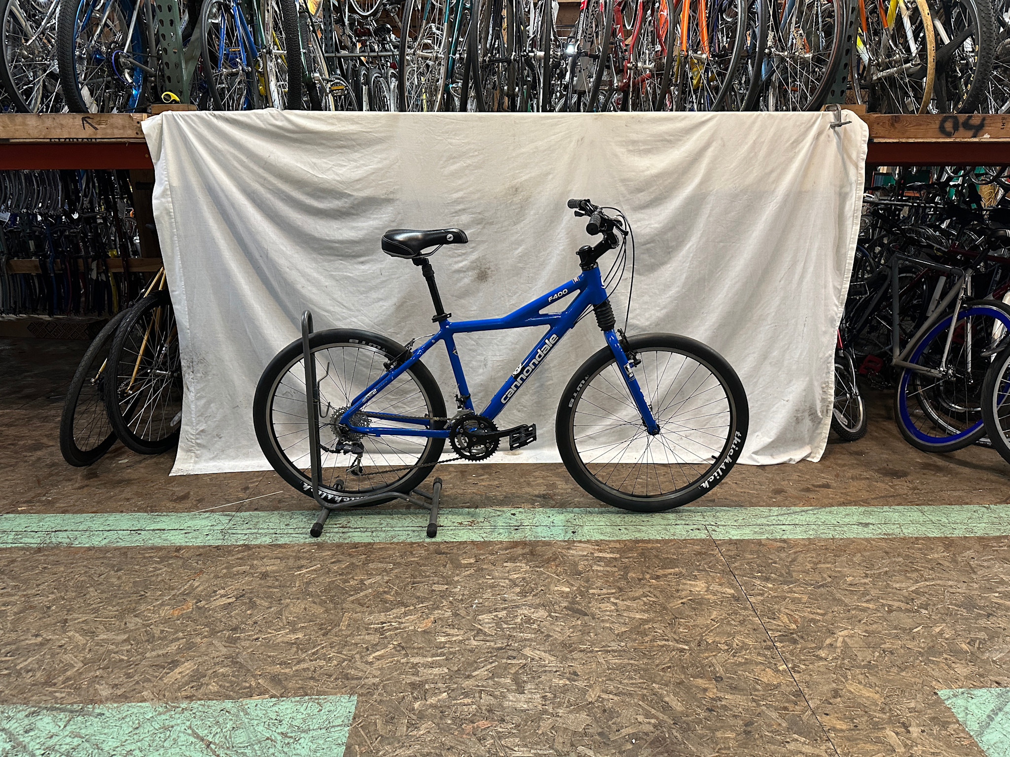CANNONDALE キャノンデール F400 キャノンデール（CANNONDALE）F400 MTBを軽量化! | バイシクルINFO