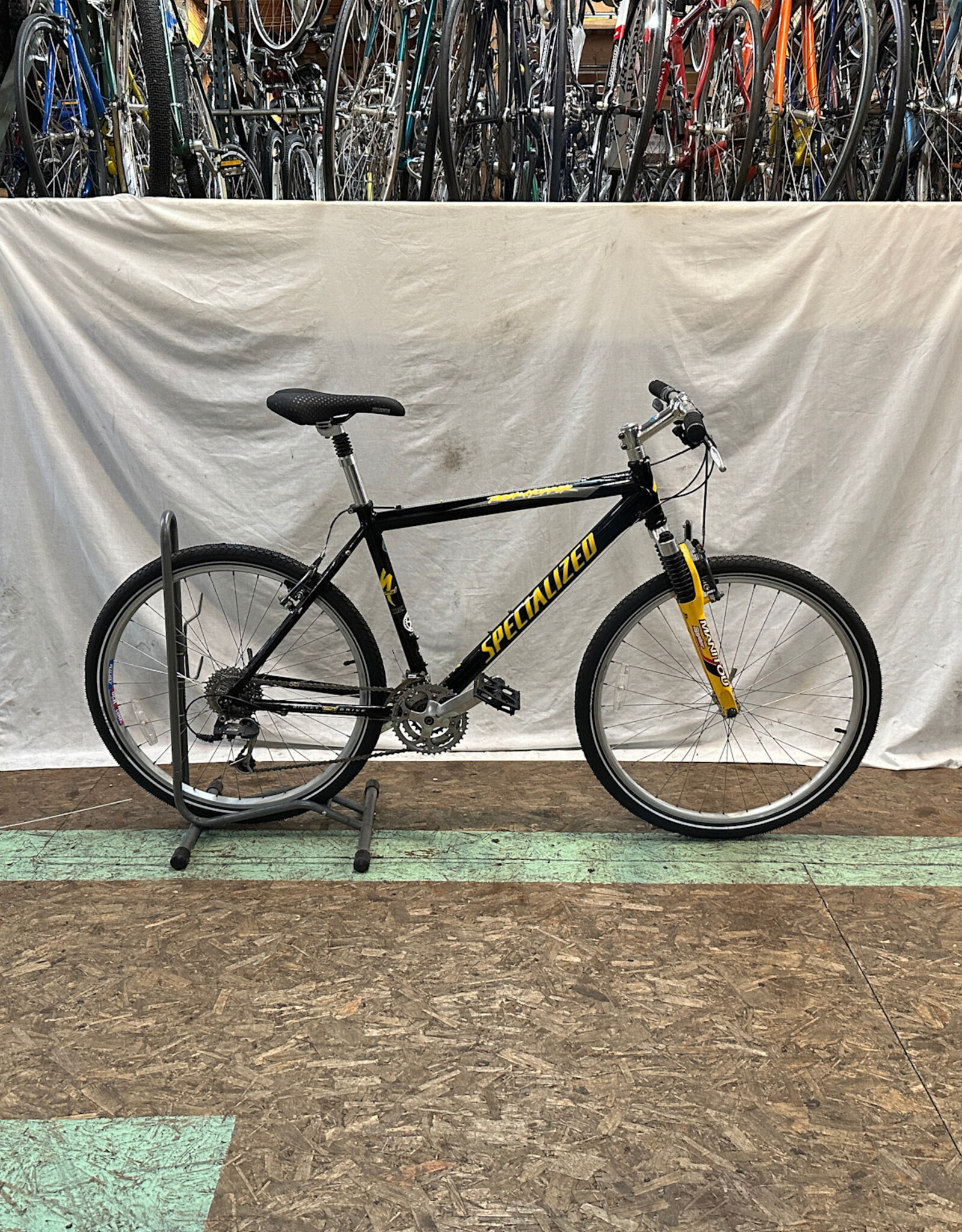 19" Specialized Rockhopper (0037 B2L)