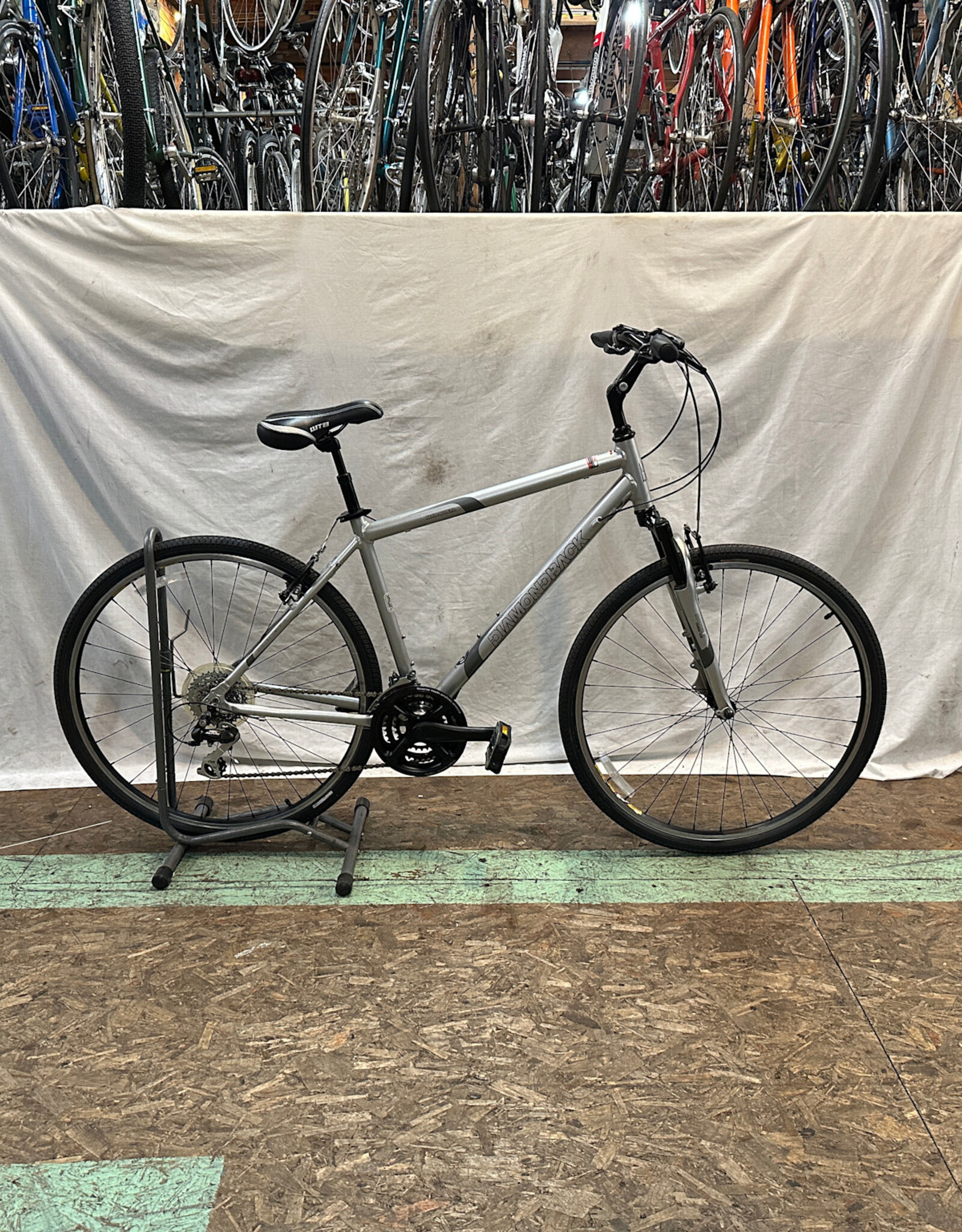 Diamondback 18" DiamondBack Maravista (4468 B2L)