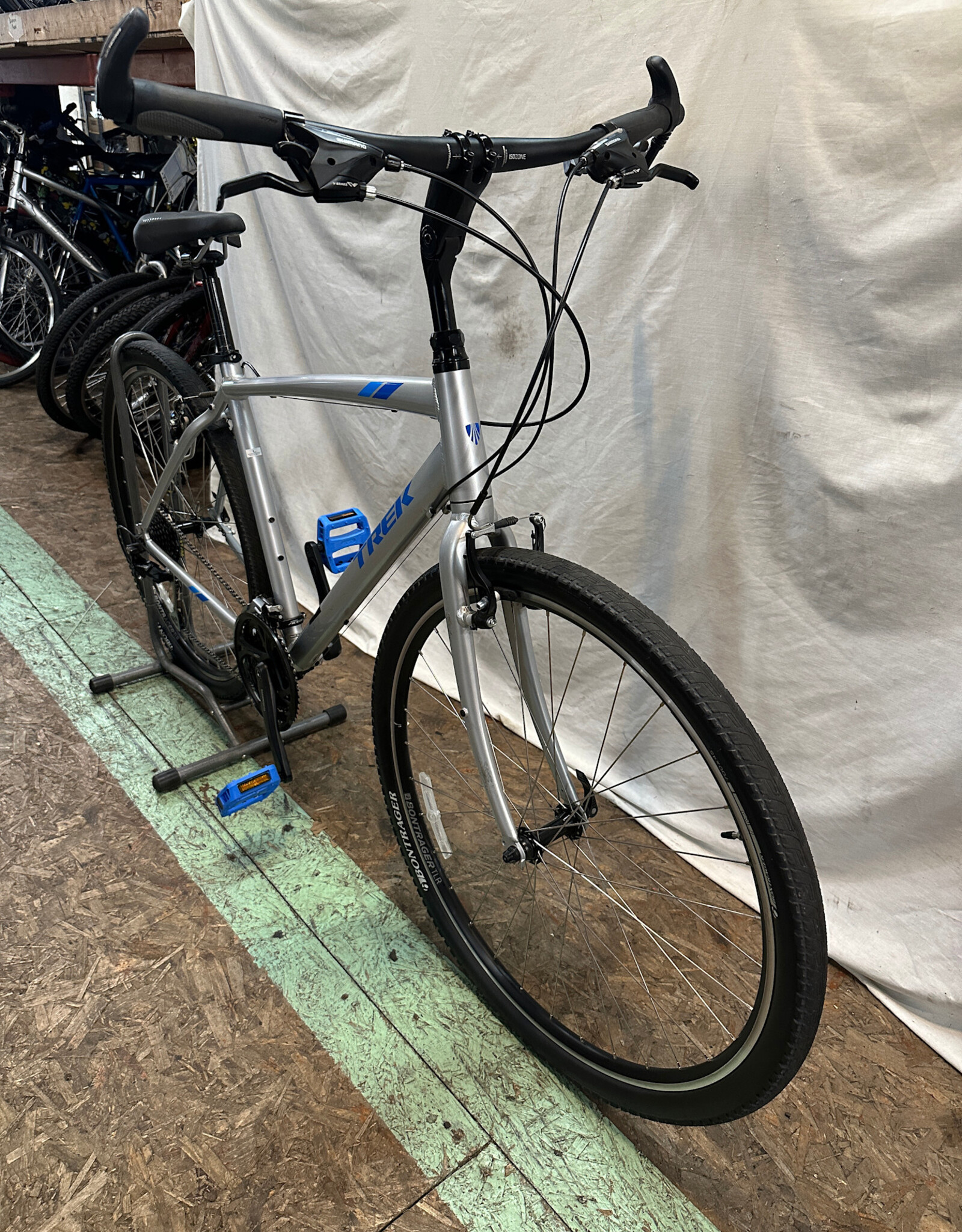 20"  Trek Verve 3 (327N I4L)