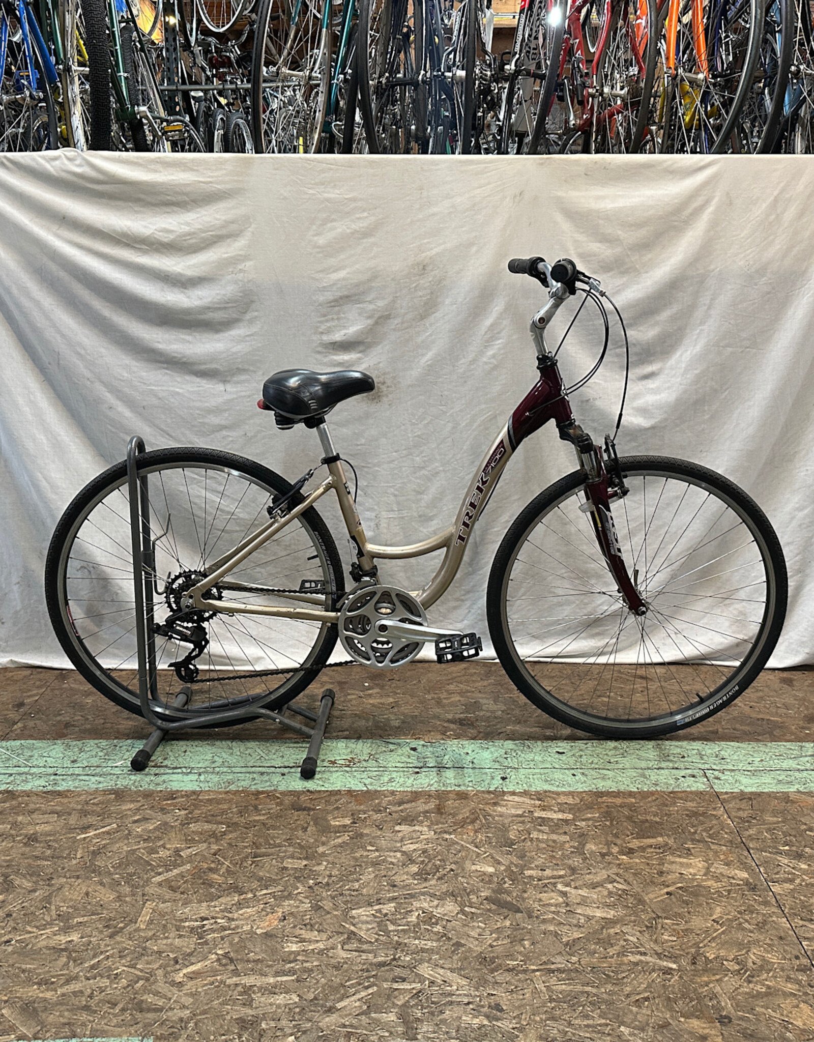 16"  Trek 7100 MultiTrack (3267 I3L)
