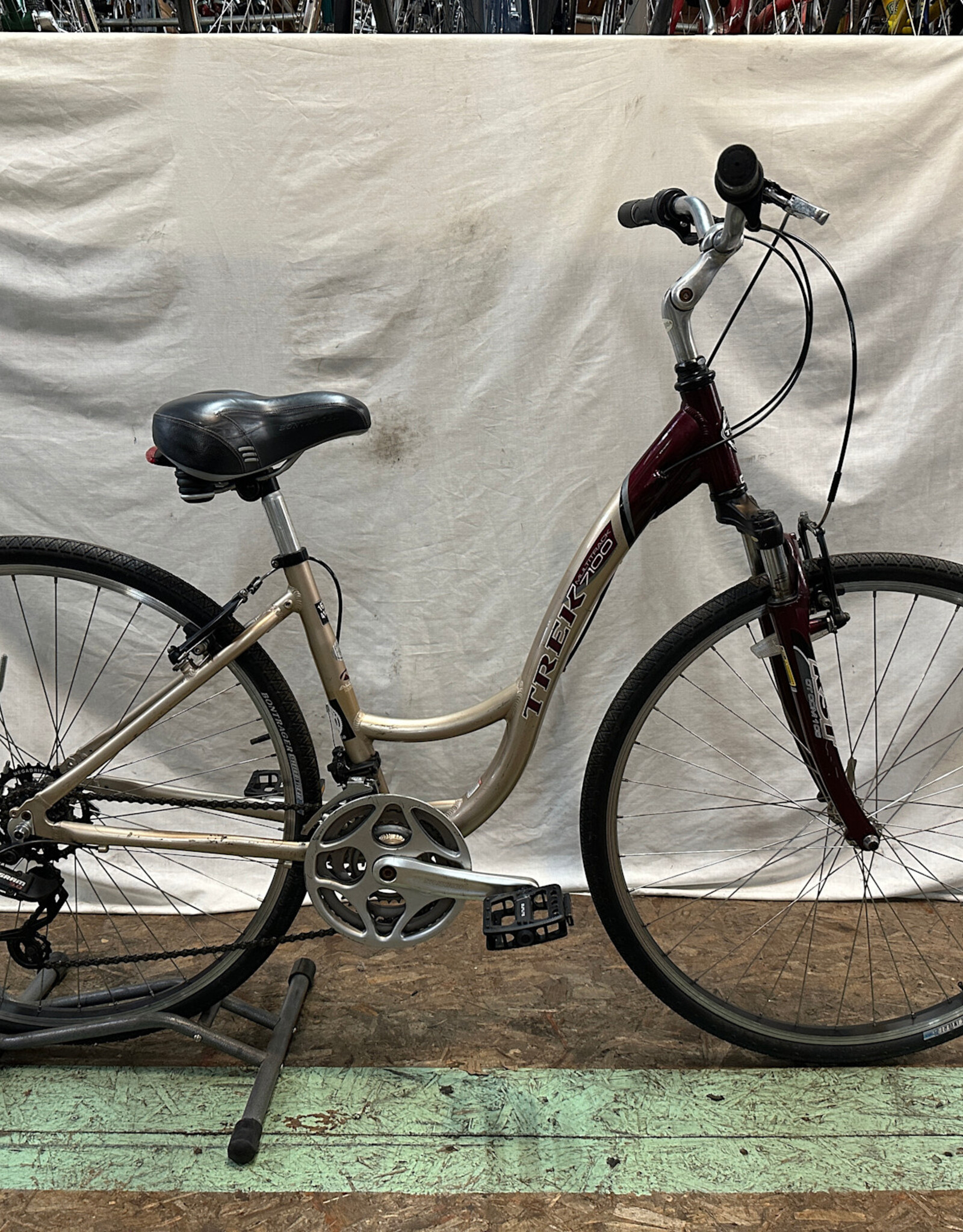 16"  Trek 7100 MultiTrack (3267 I3L)