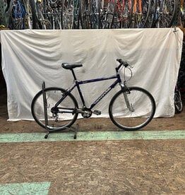 Cannondale 18"  Cannondale F200 (5N18 I3L)