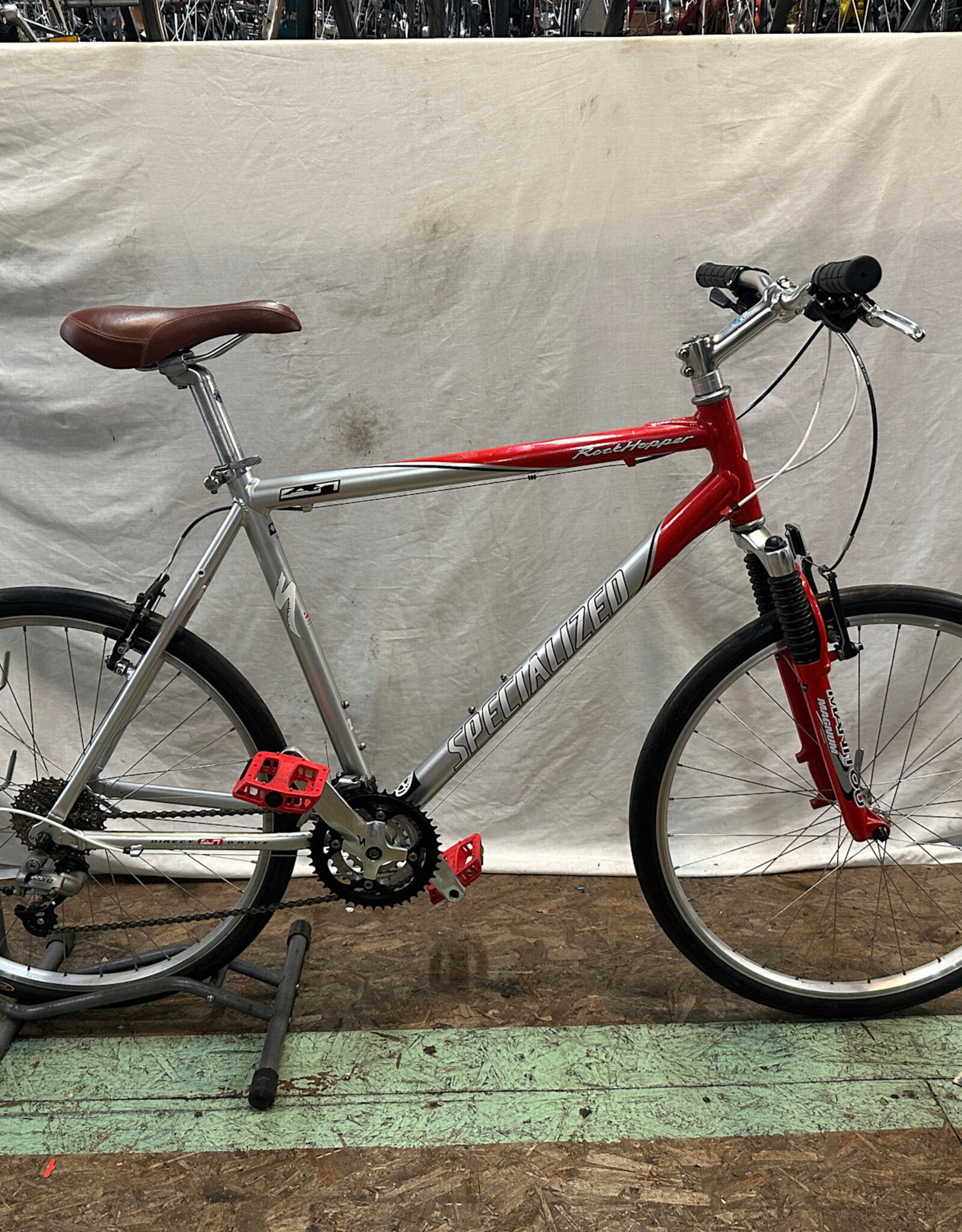 21"  Specialized Rockhopper (1234 I3U)