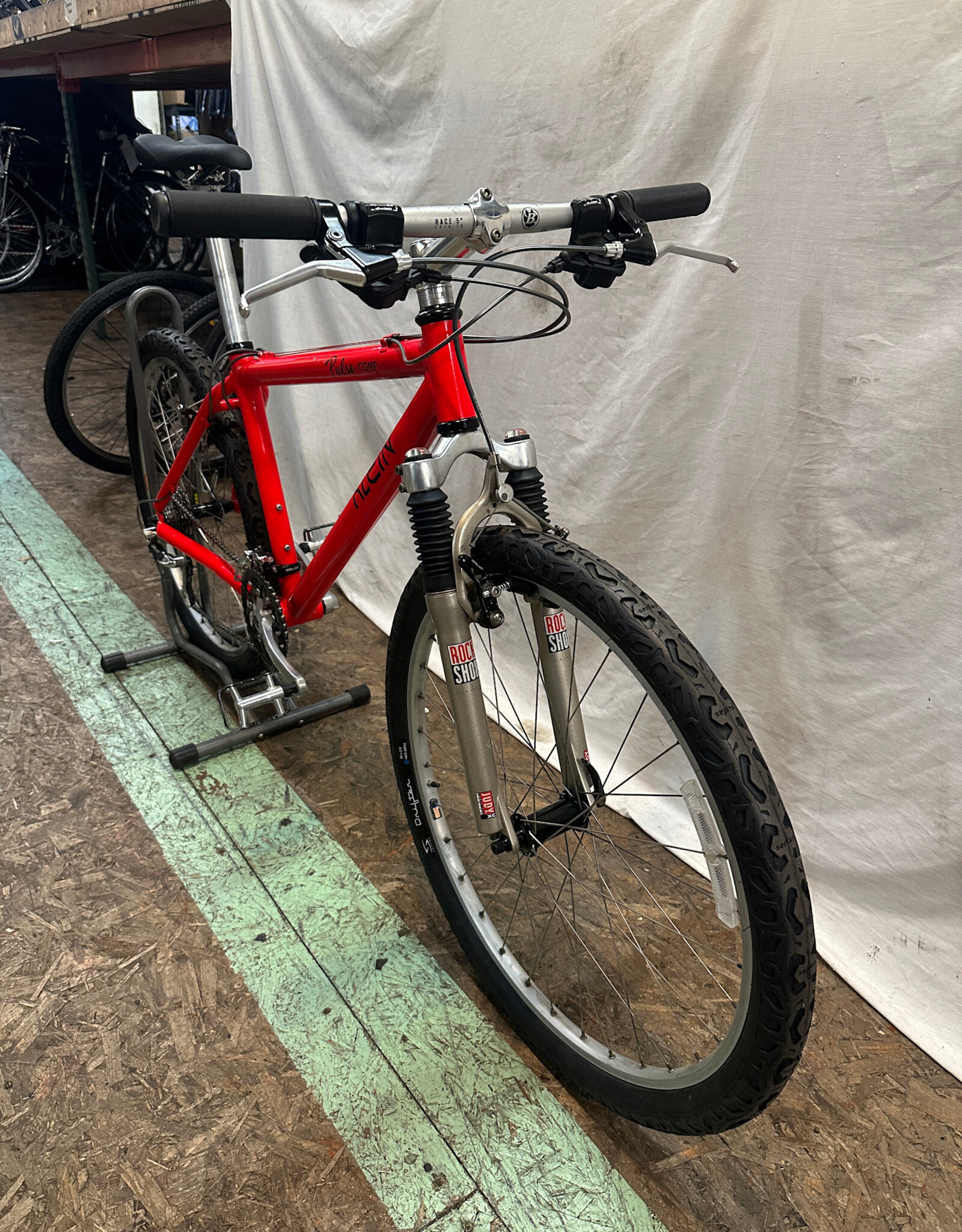 Klein 16.5"  Klein Pulse Comp (8874 H2L)