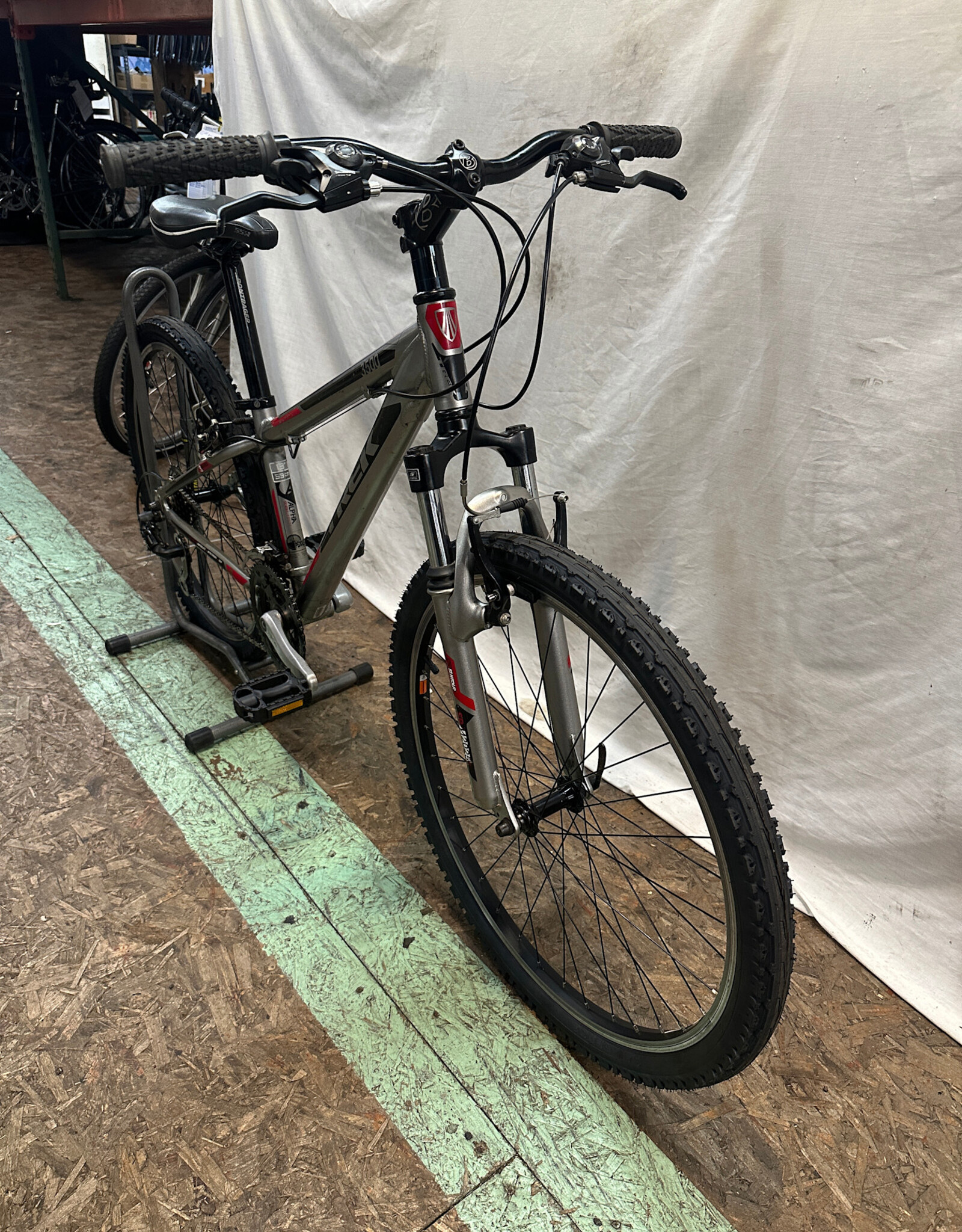 13"  Trek 3500 (076H H2L)