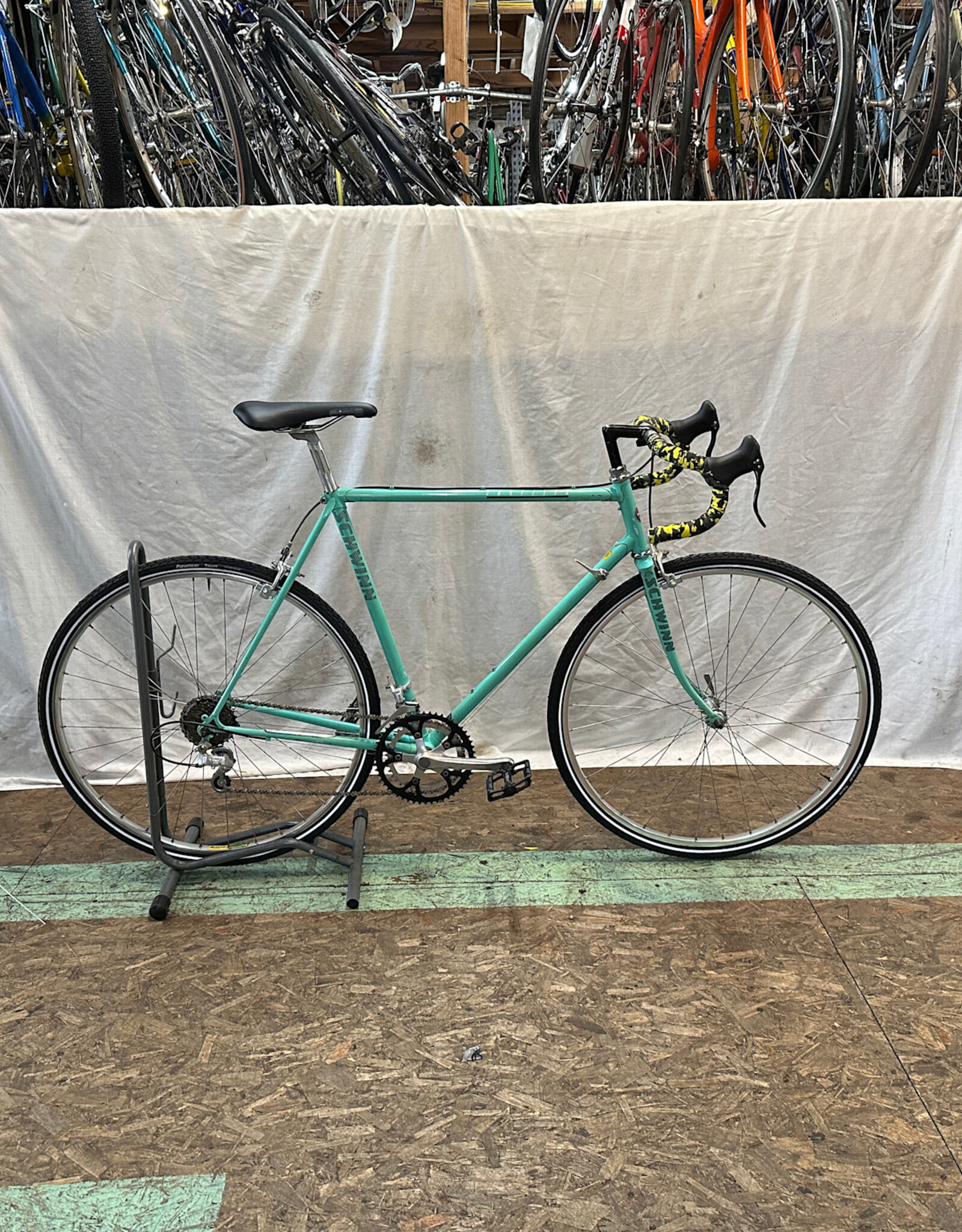 57cm Schwinn Traveler (9015 K1U)