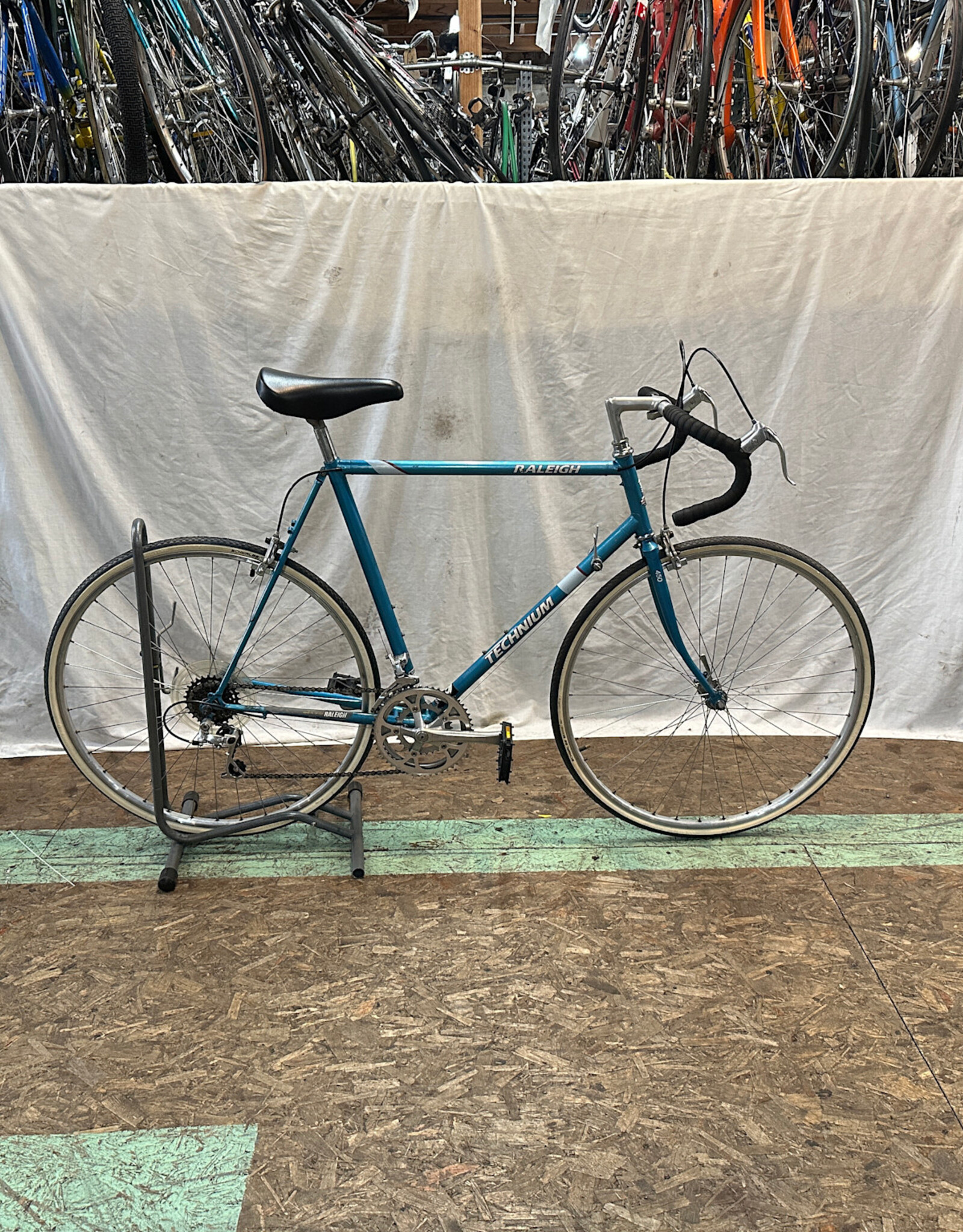 Raleigh 58cm  Raleigh Technium (0055 K1U)