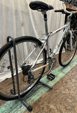 17.5" Trek 2500 Multitrack (889R K2U)