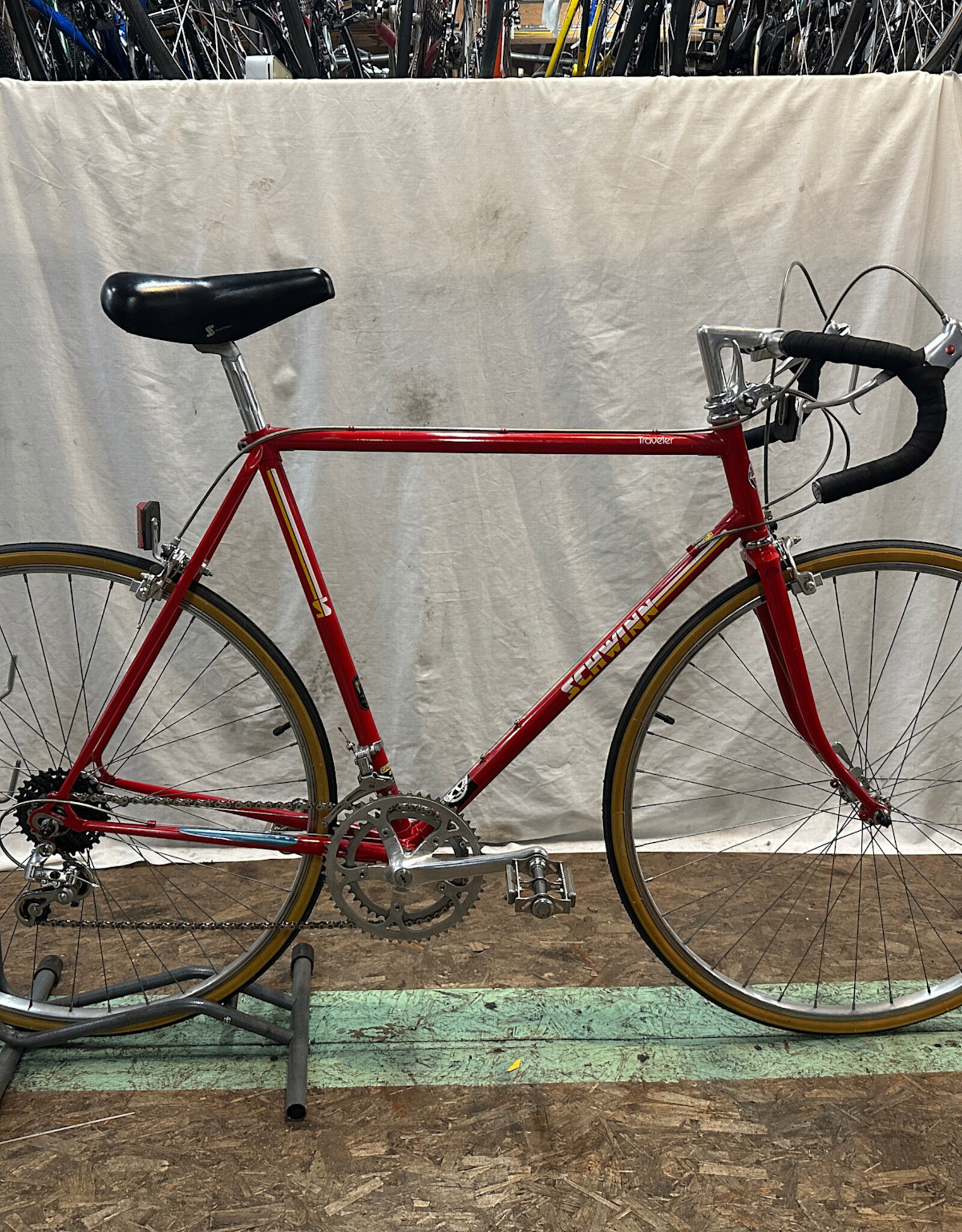 56cm Schwinn Traveler (7058 H1U)