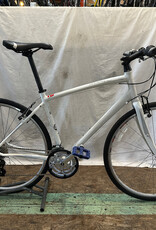 19" Specialized Sirrus (0120 B4L)