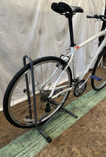 19" Specialized Sirrus (0120 B4L)