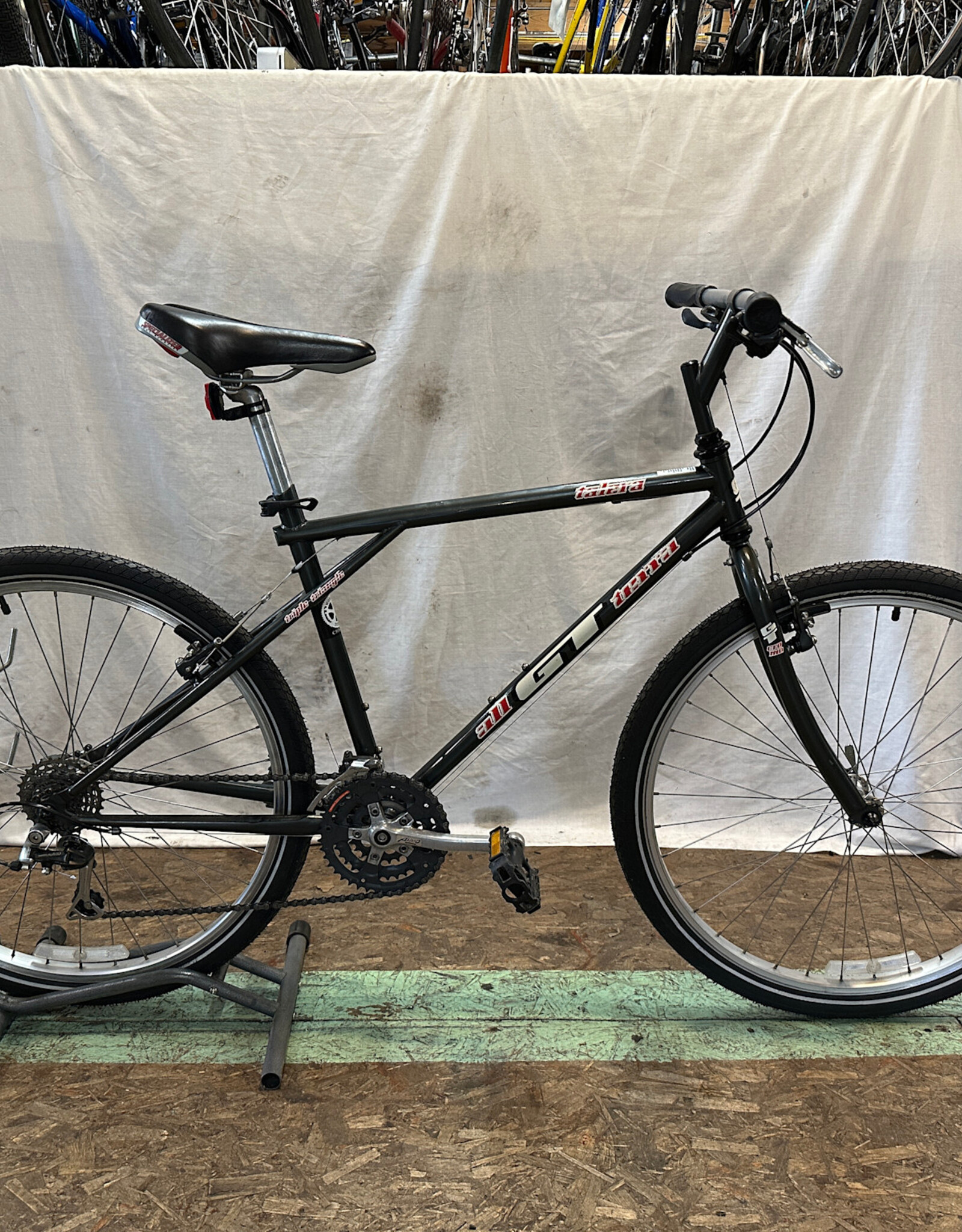 GT 18"  GT All Terra (6683 B4L)