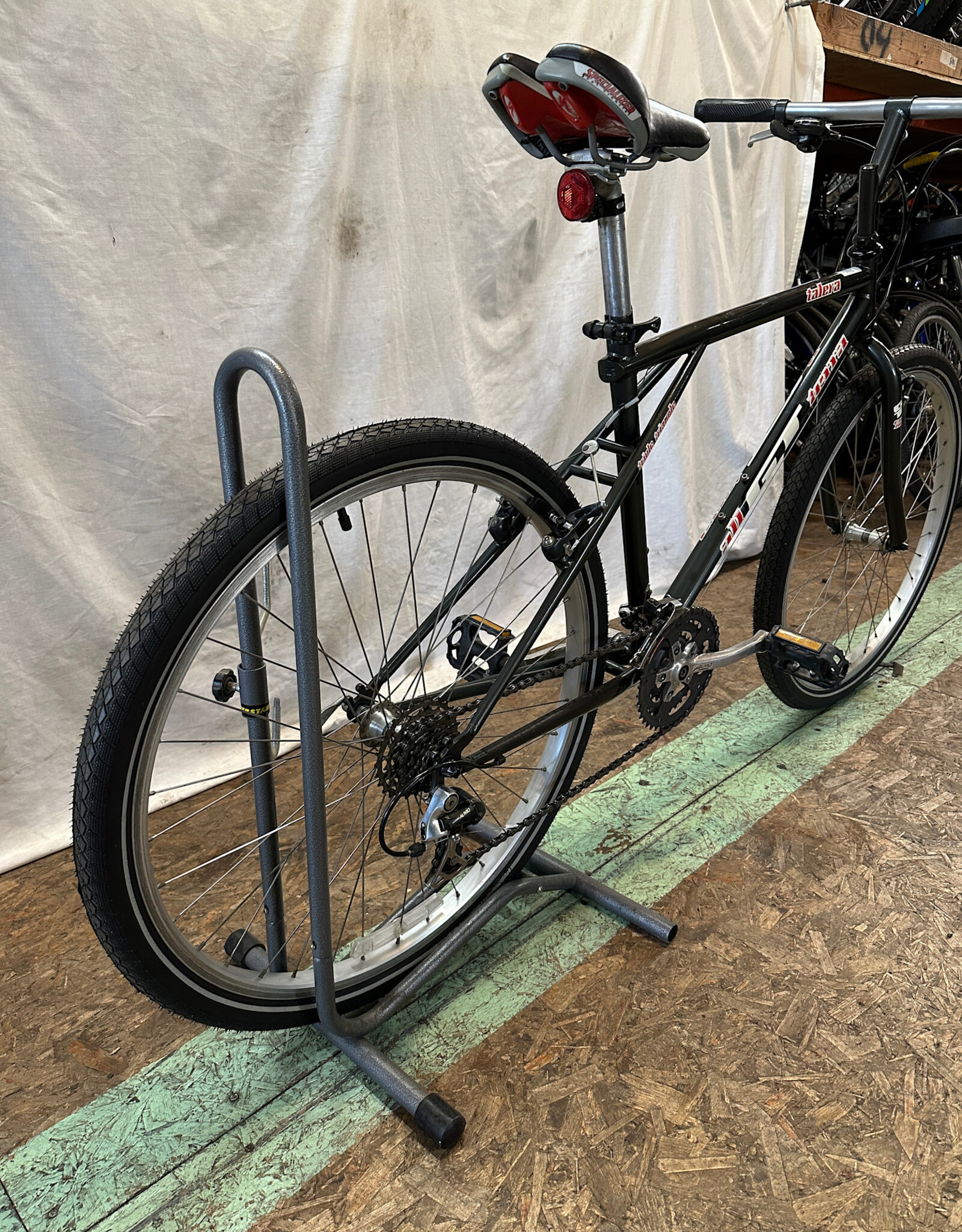 GT 18"  GT All Terra (6683 B4L)