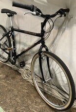 17" Specialized Hardrock (NV9W E2)