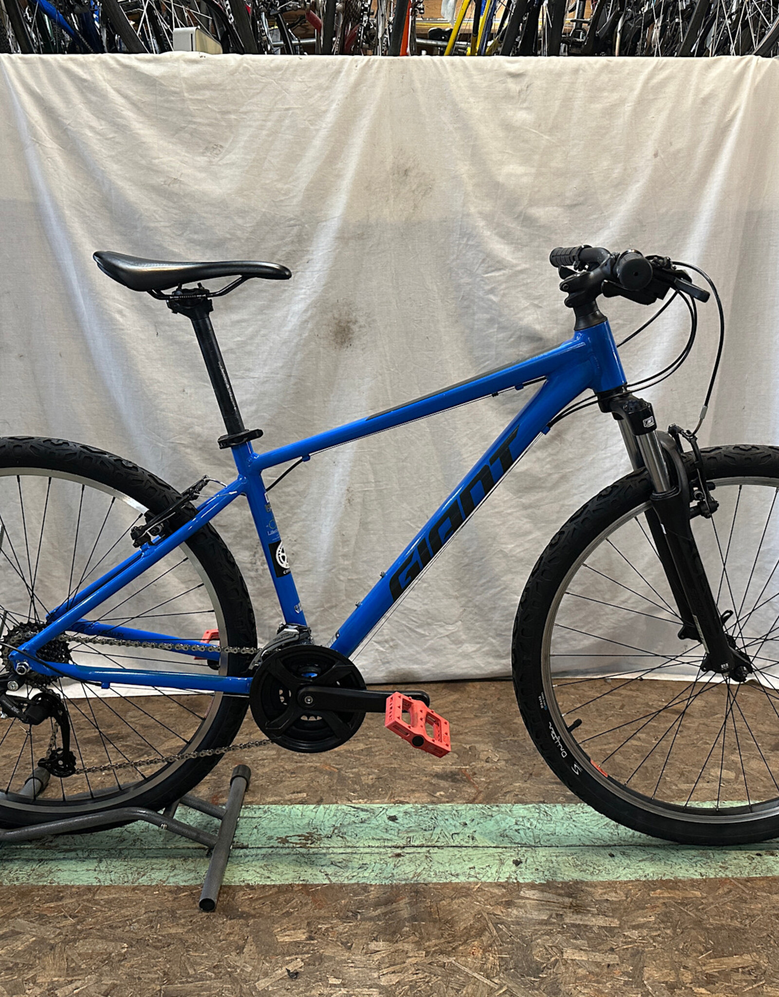 16" Giant ATX (9064 B4L)