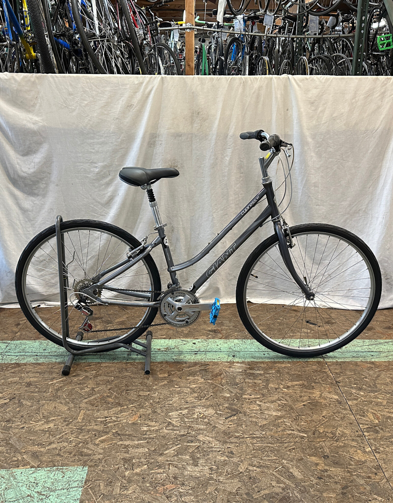 17" Giant Cypress ST (N601 G4U)
