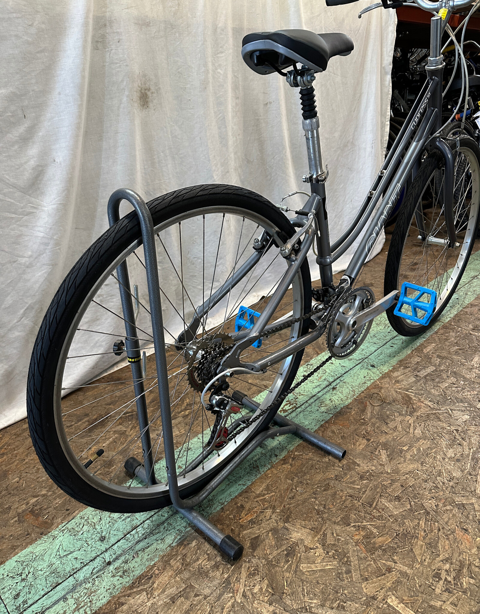 17" Giant Cypress ST (N601 G4U)