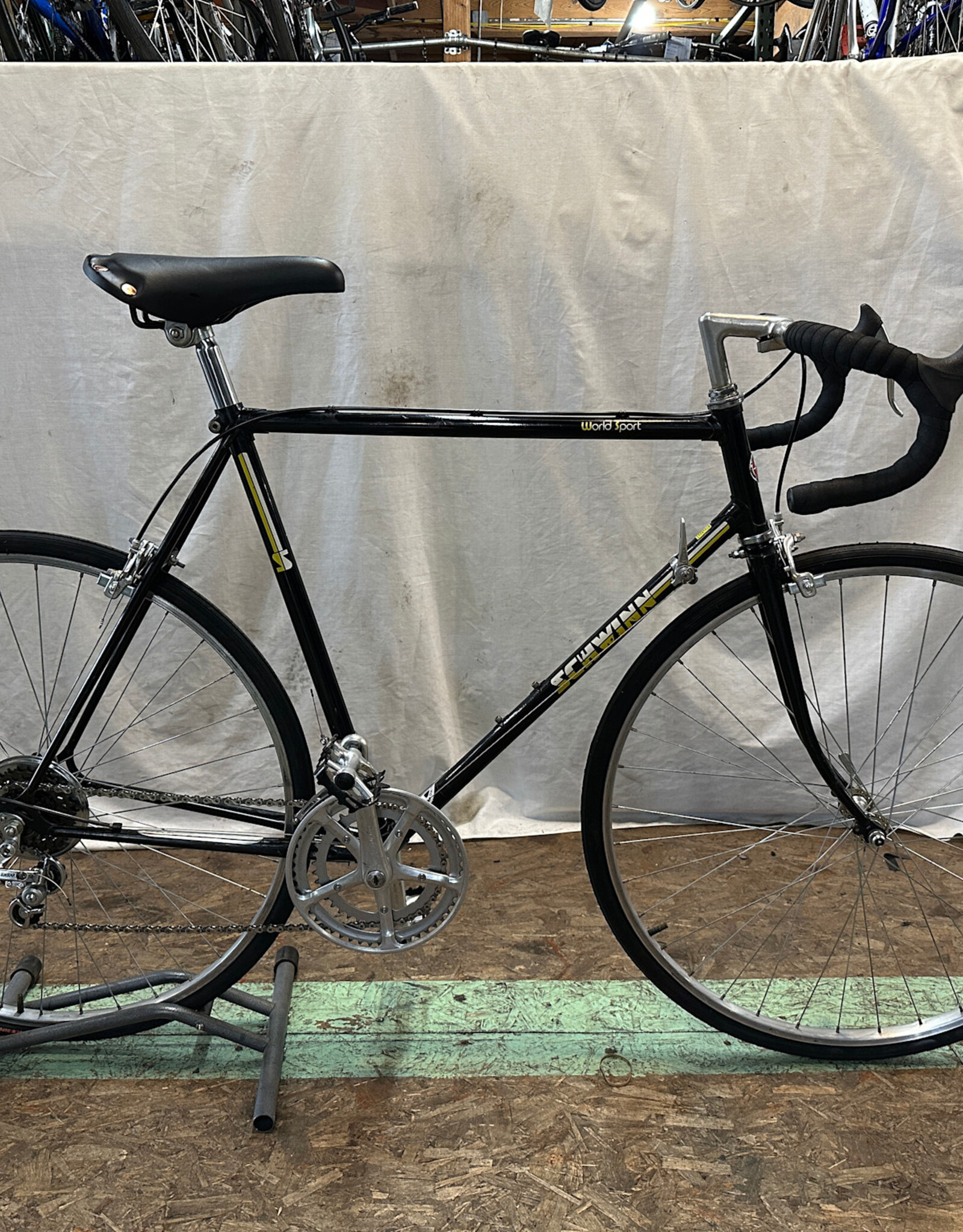 57cm Schwinn World Sport (2883 C3U)