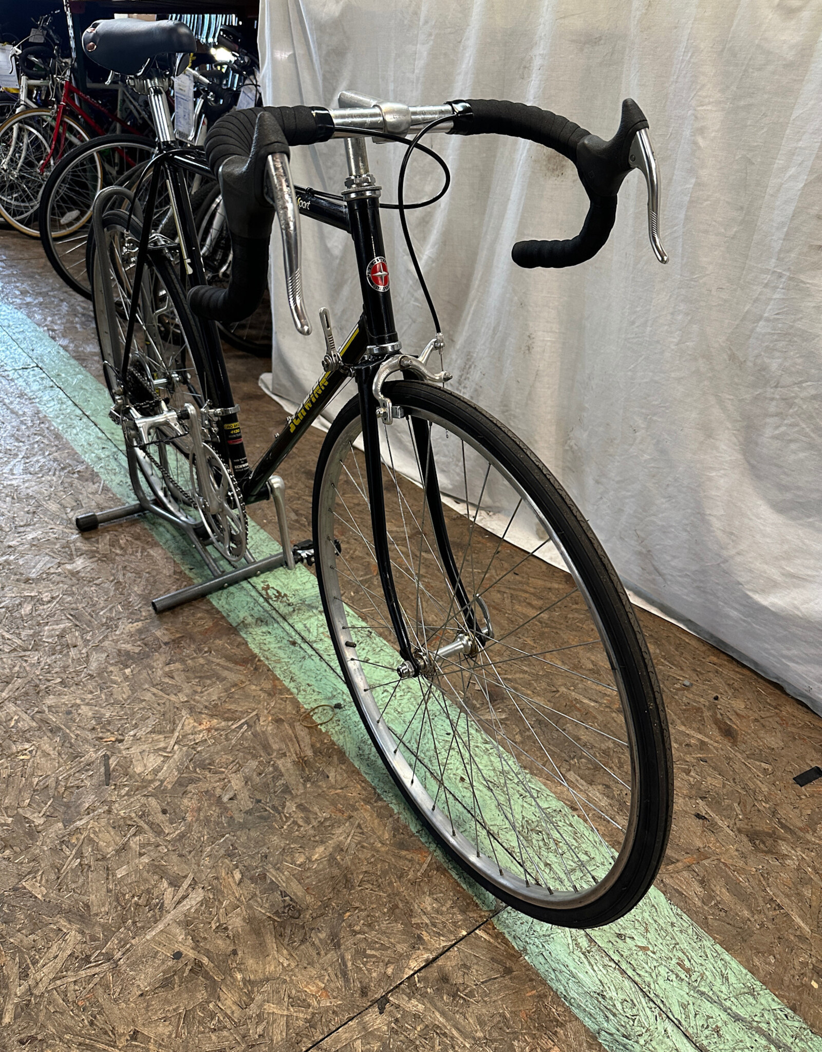 57cm Schwinn World Sport (2883 C3U)