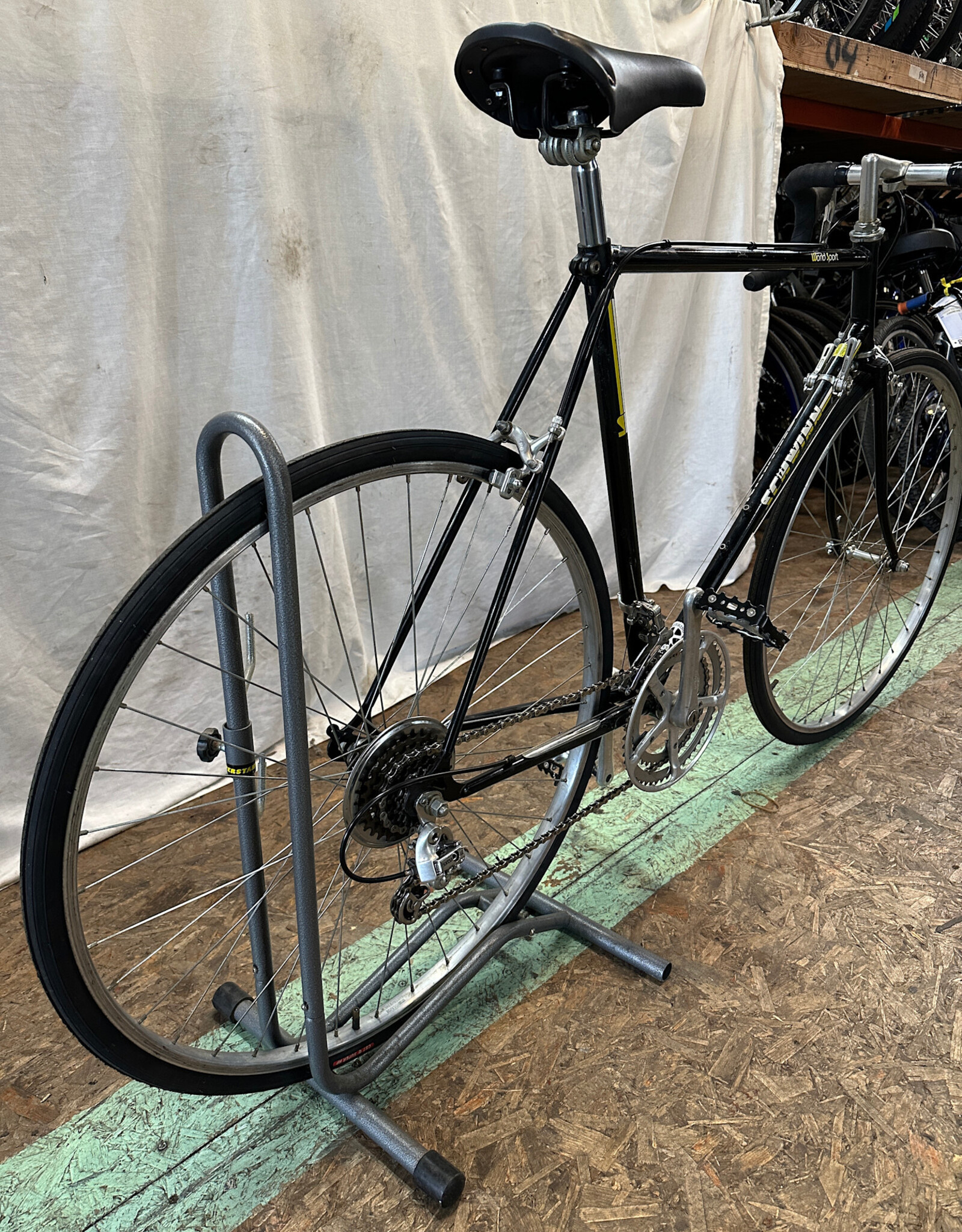 57cm Schwinn World Sport (2883 C3U)