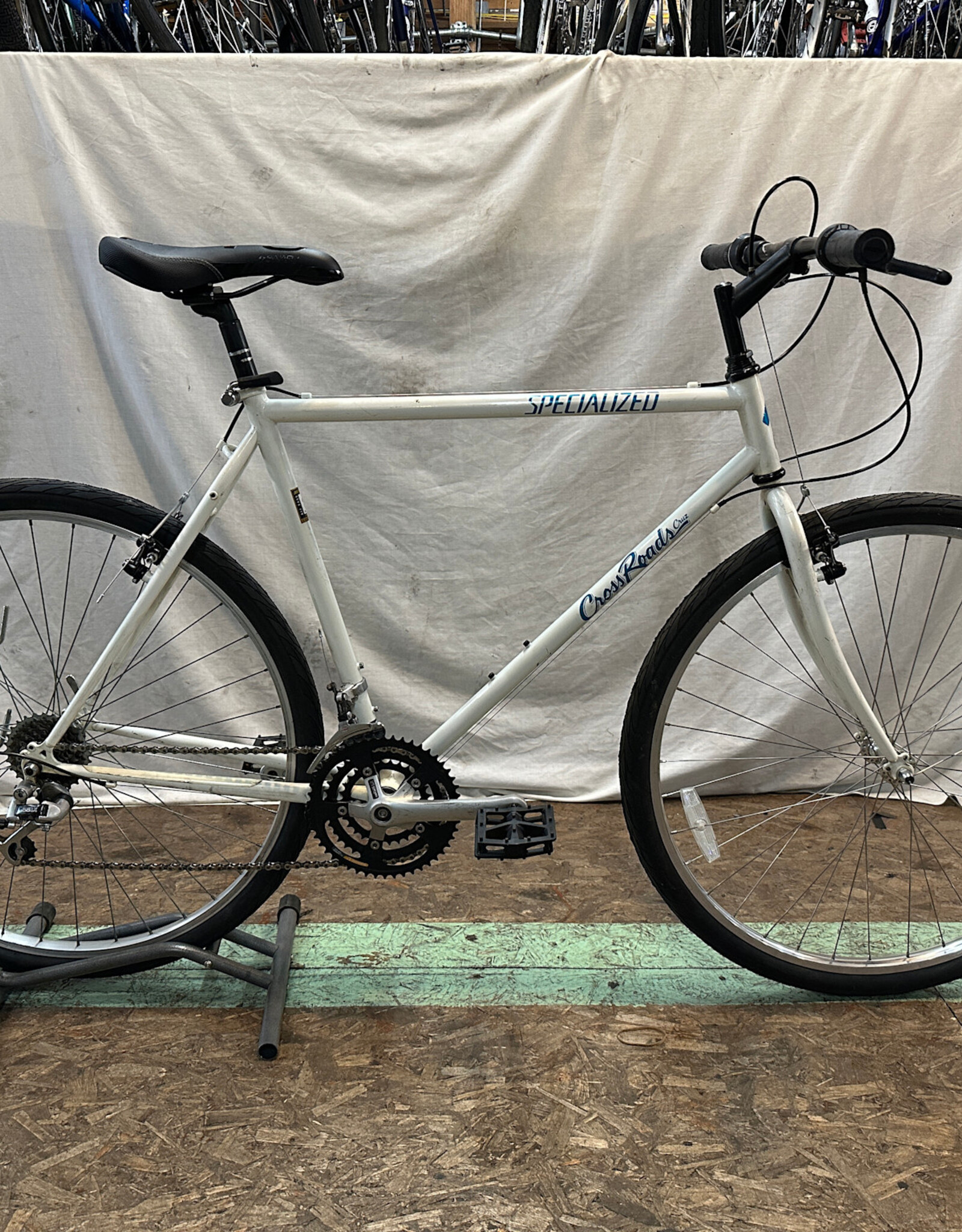 22" Specialized Crossroads Cruz (3255 G4U)