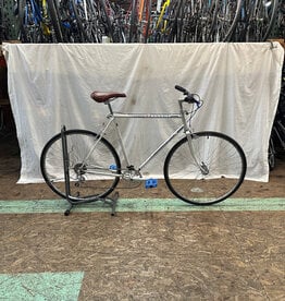 56cm  Peugeot Road (6860 E2U)