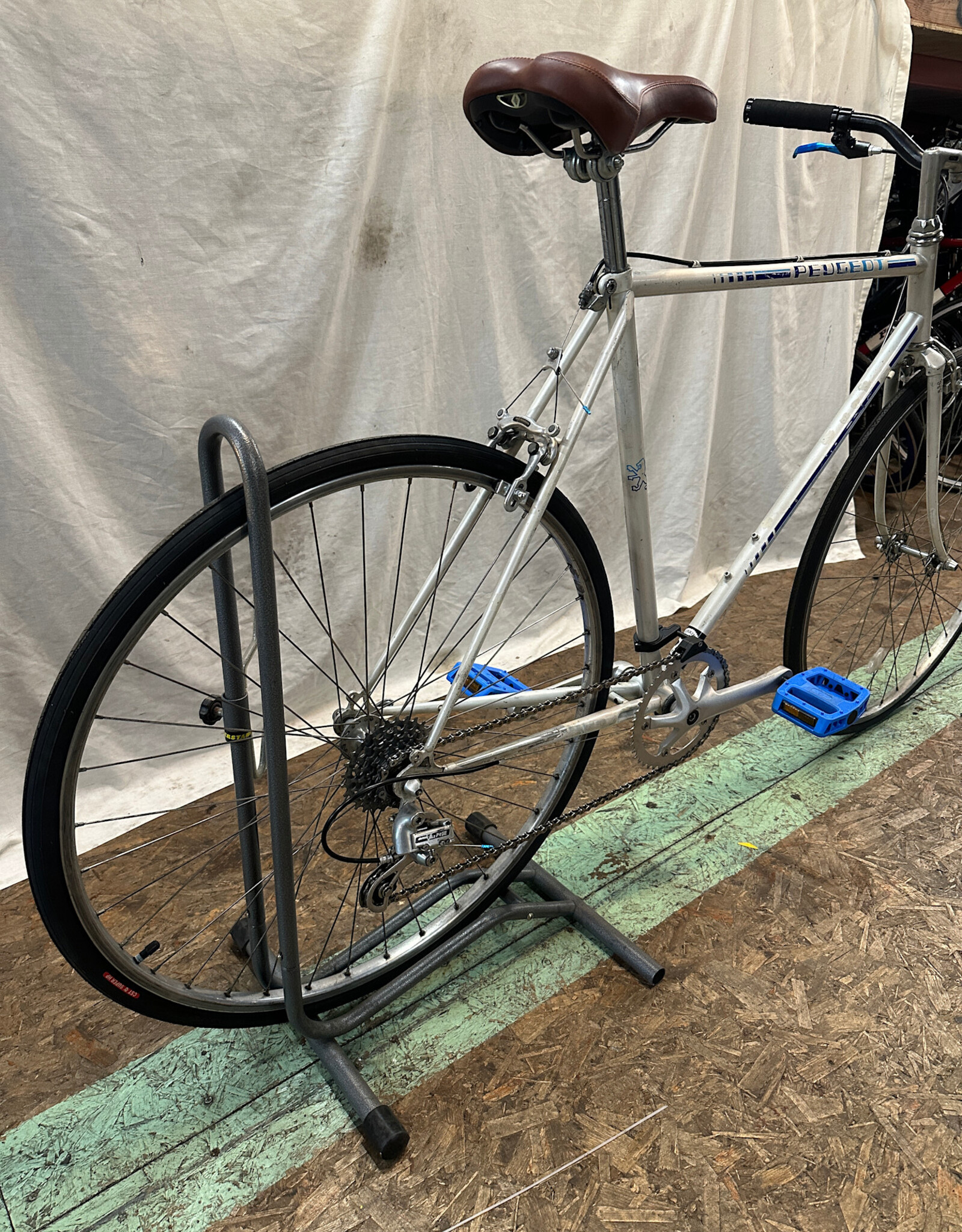 56cm  Peugeot Road (6860 E2U)