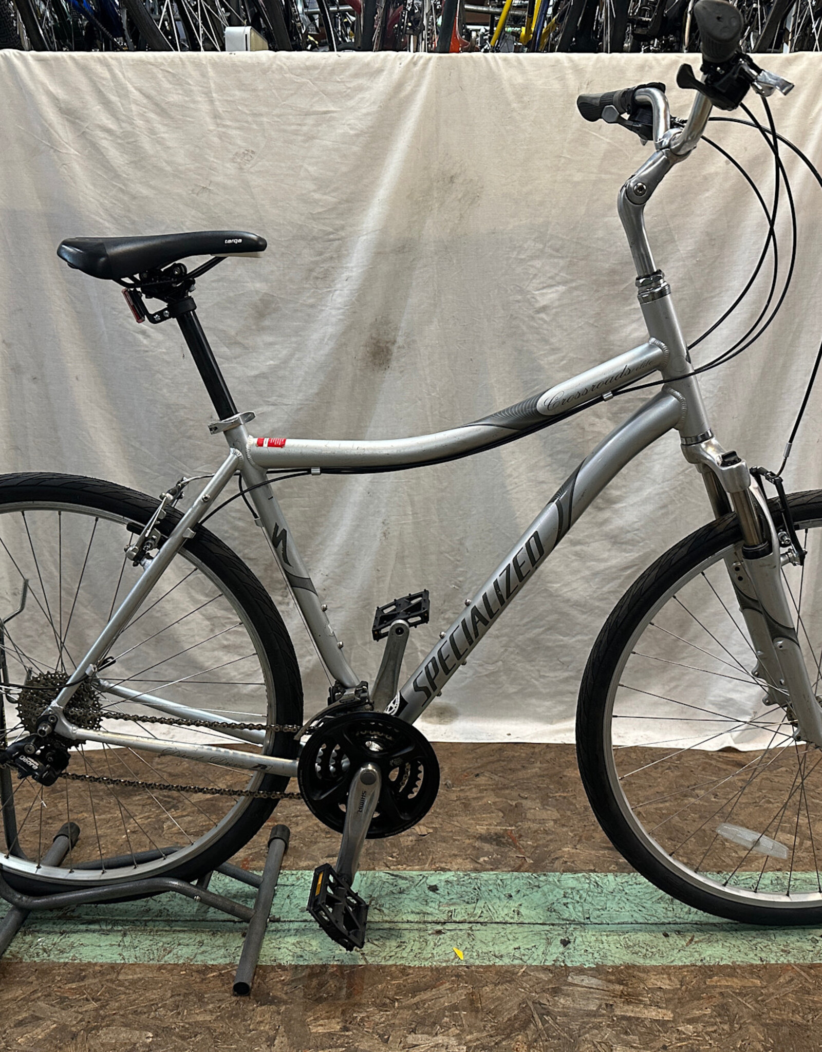 22" Specialized Crossroads (3753 E2U)