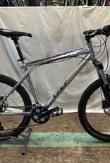GT 21" GT Avalanche (0Z31 K4U)