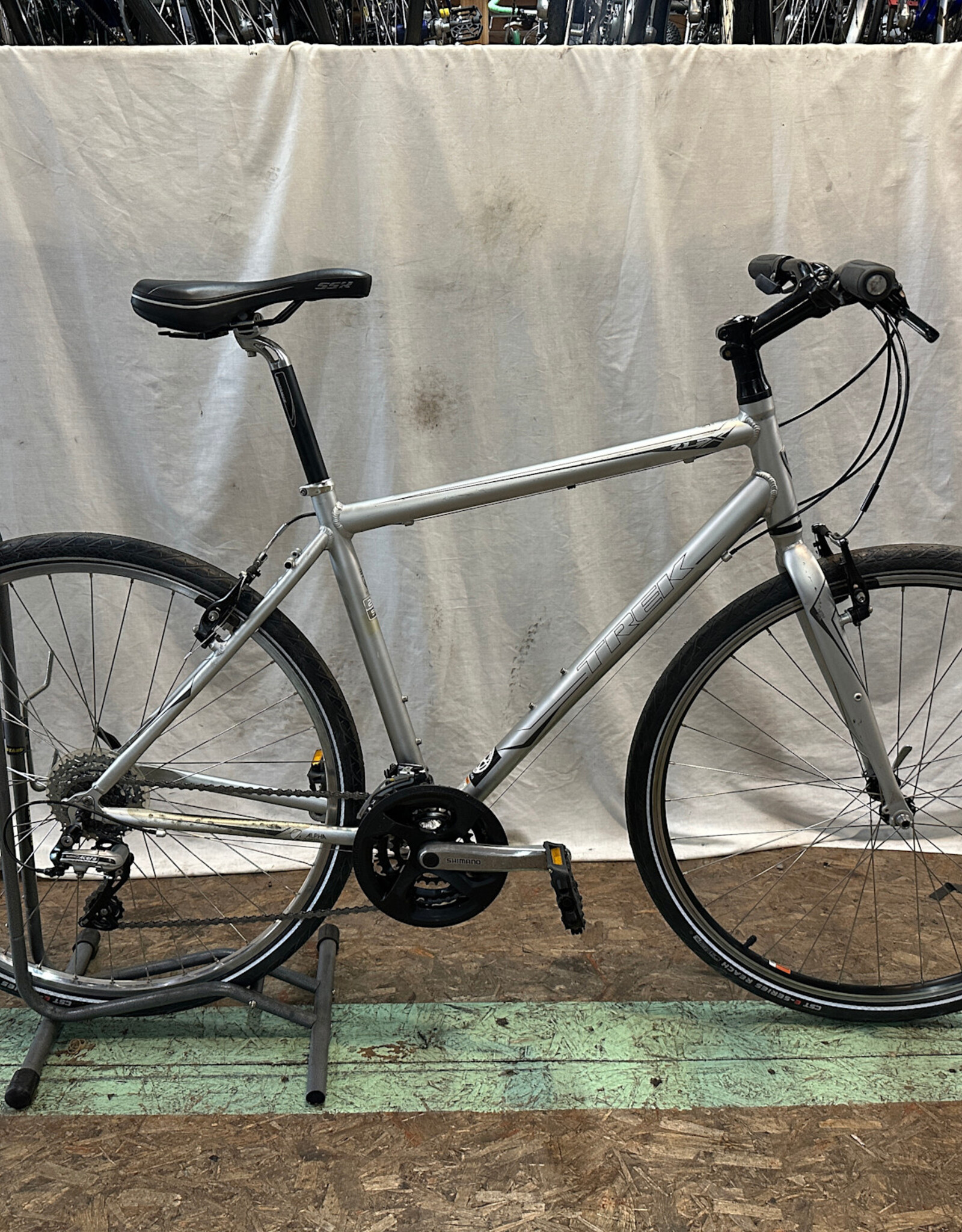 20in Trek FX 7.1 (444F A1L)