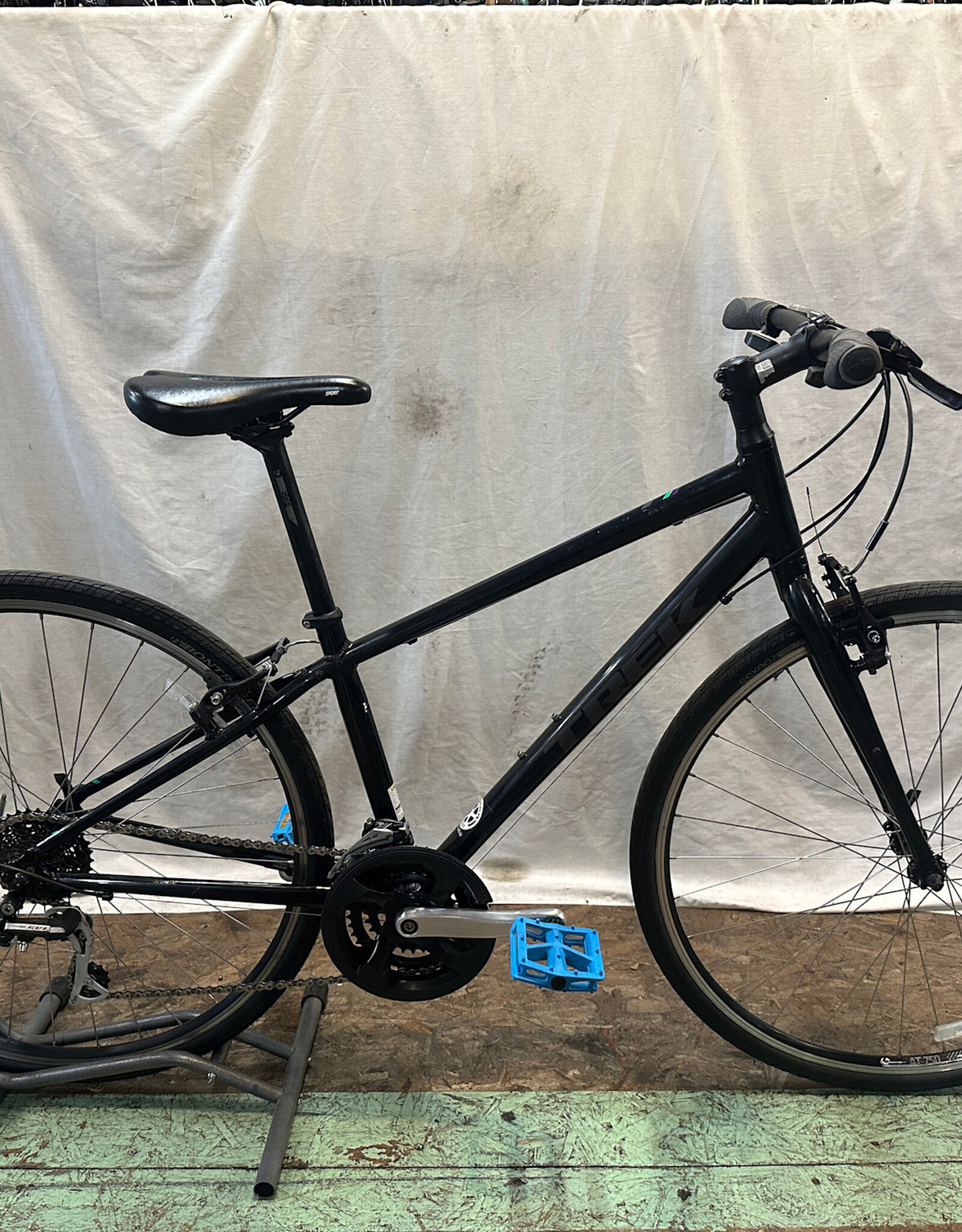 15"  Trek FX-2 (669L G2L)