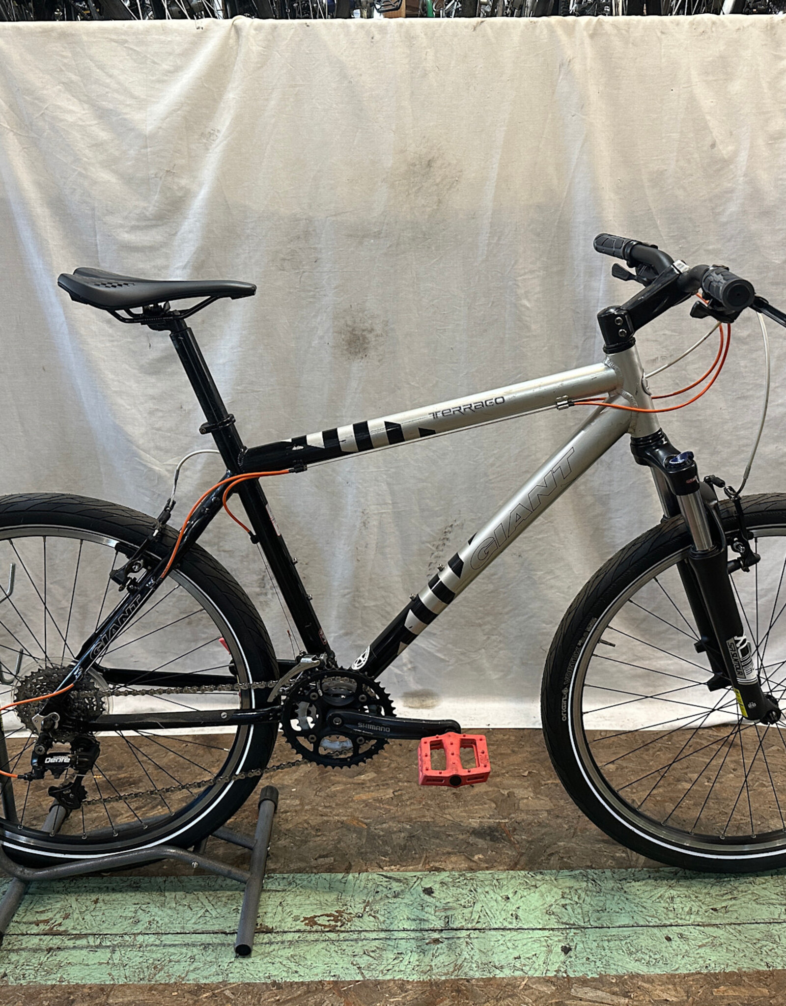 19" Giant Terrago (M578 C5U)