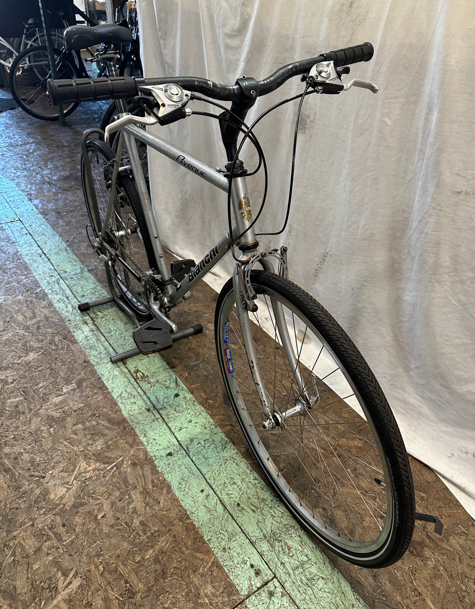 Bianchi 23" Bianchi Avenue (8602 A2U)
