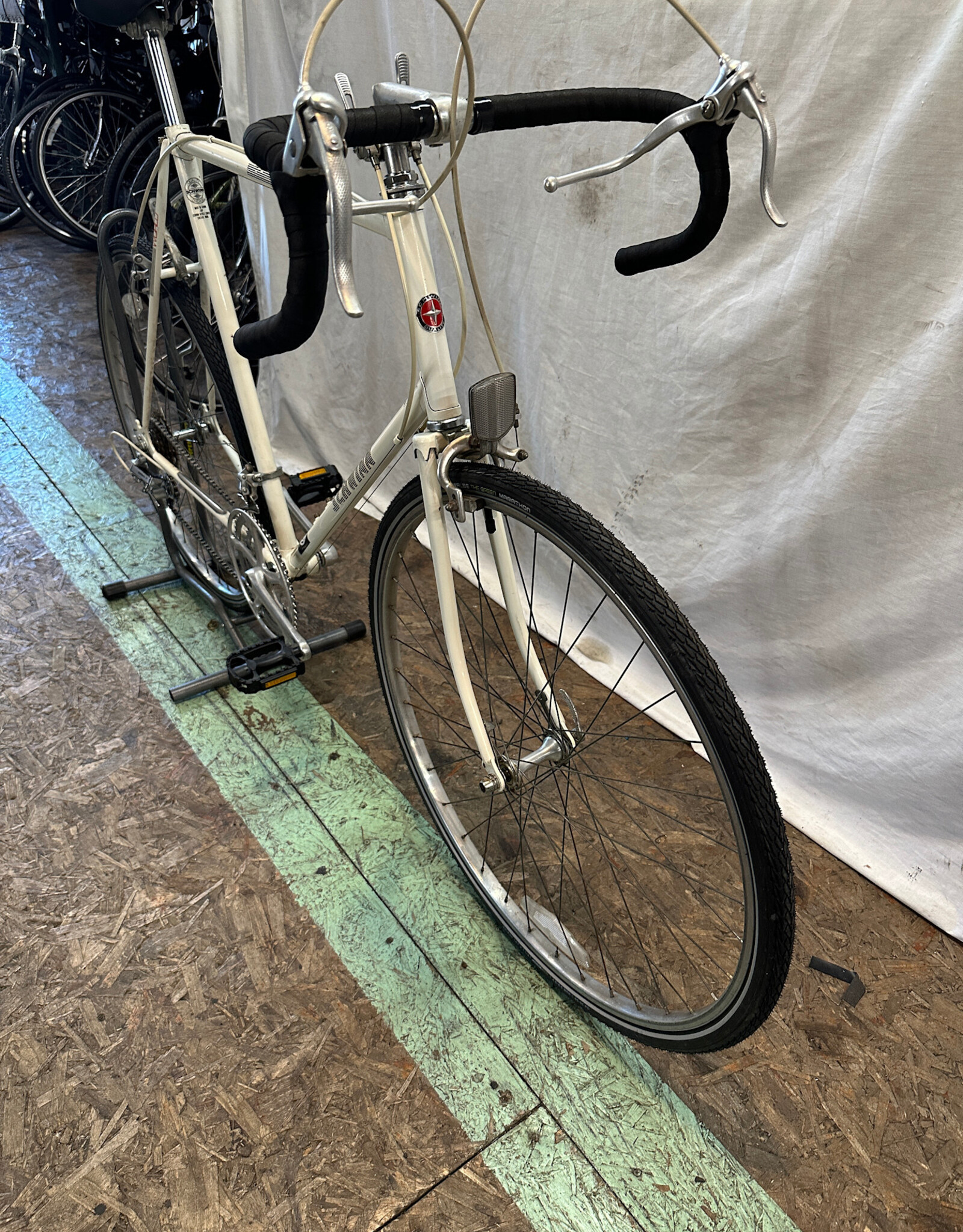 62cm Schwinn World (4281 J3U)