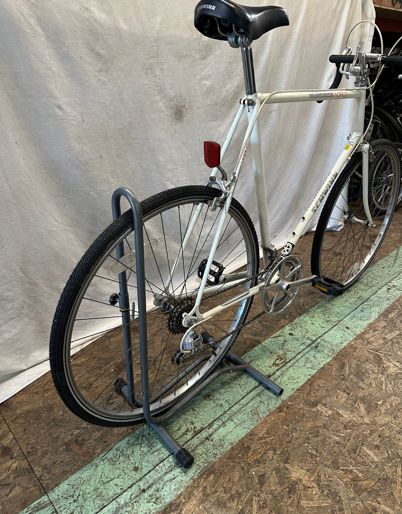 62cm Schwinn World (4281 J3U)
