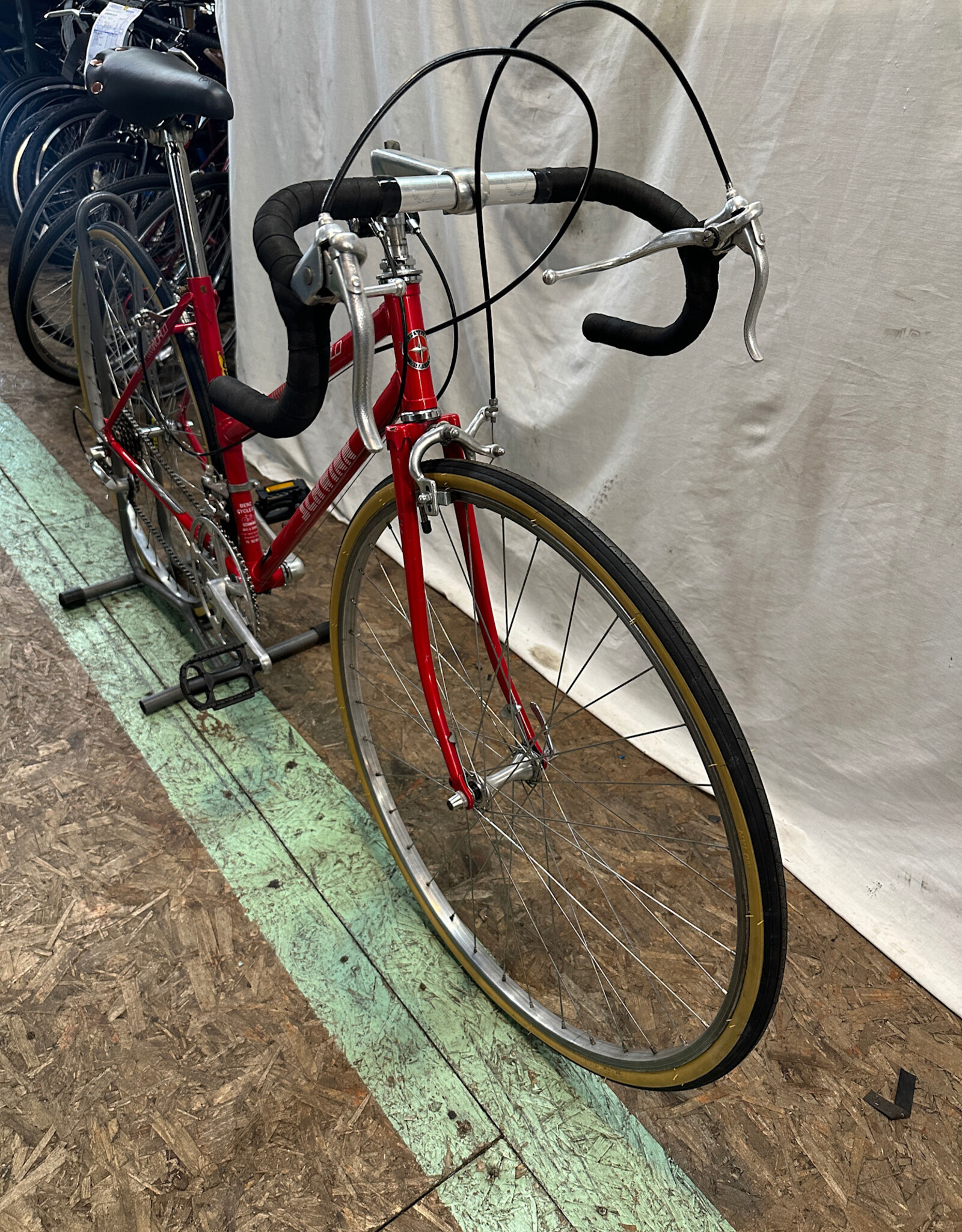 44cm Schwinn World Step Thru (4990 J1U)