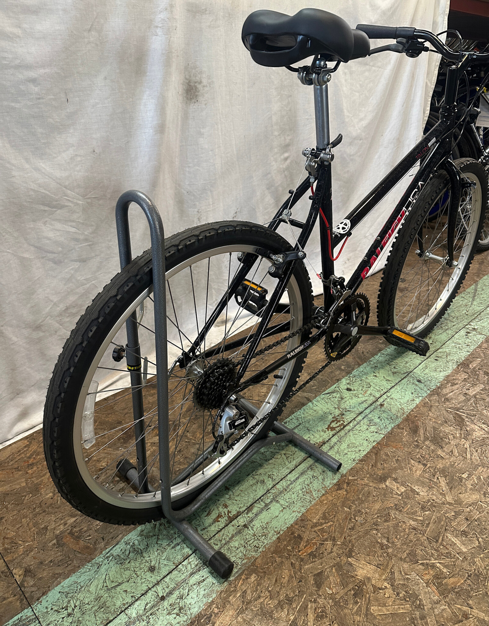 18" Raleigh Talon (0498 H4L)