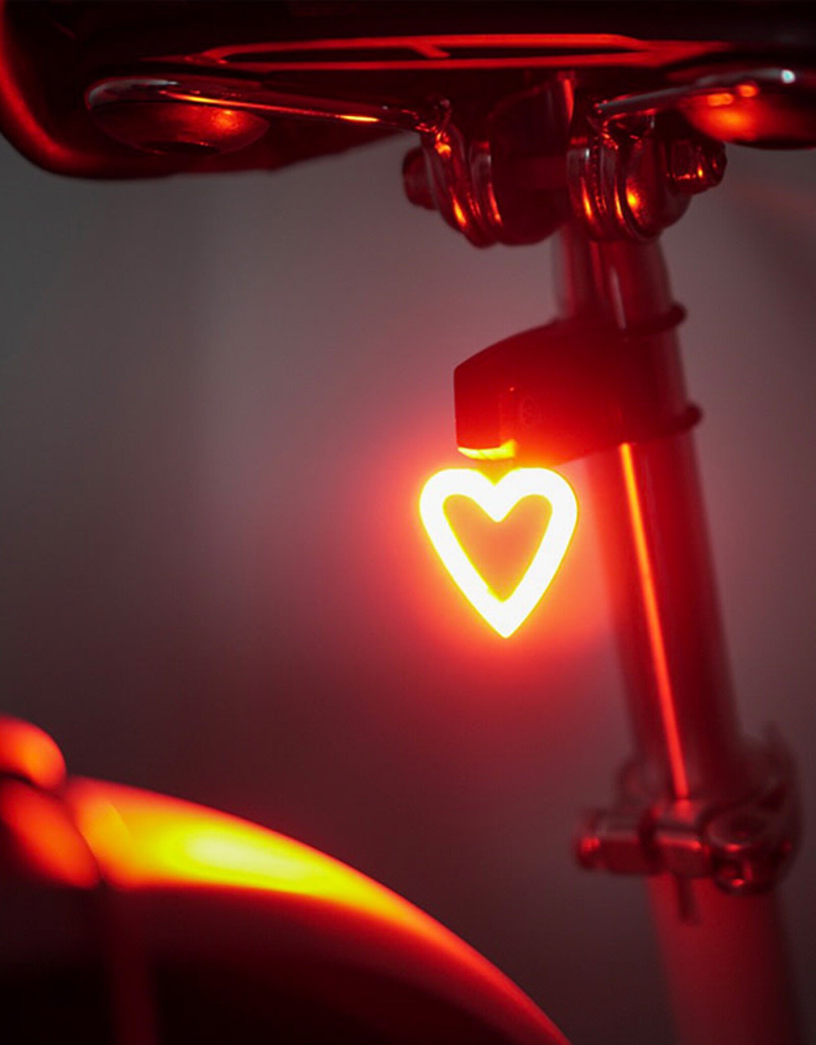 Sunlite USB Rechargeable Rear Light - Heartthrob