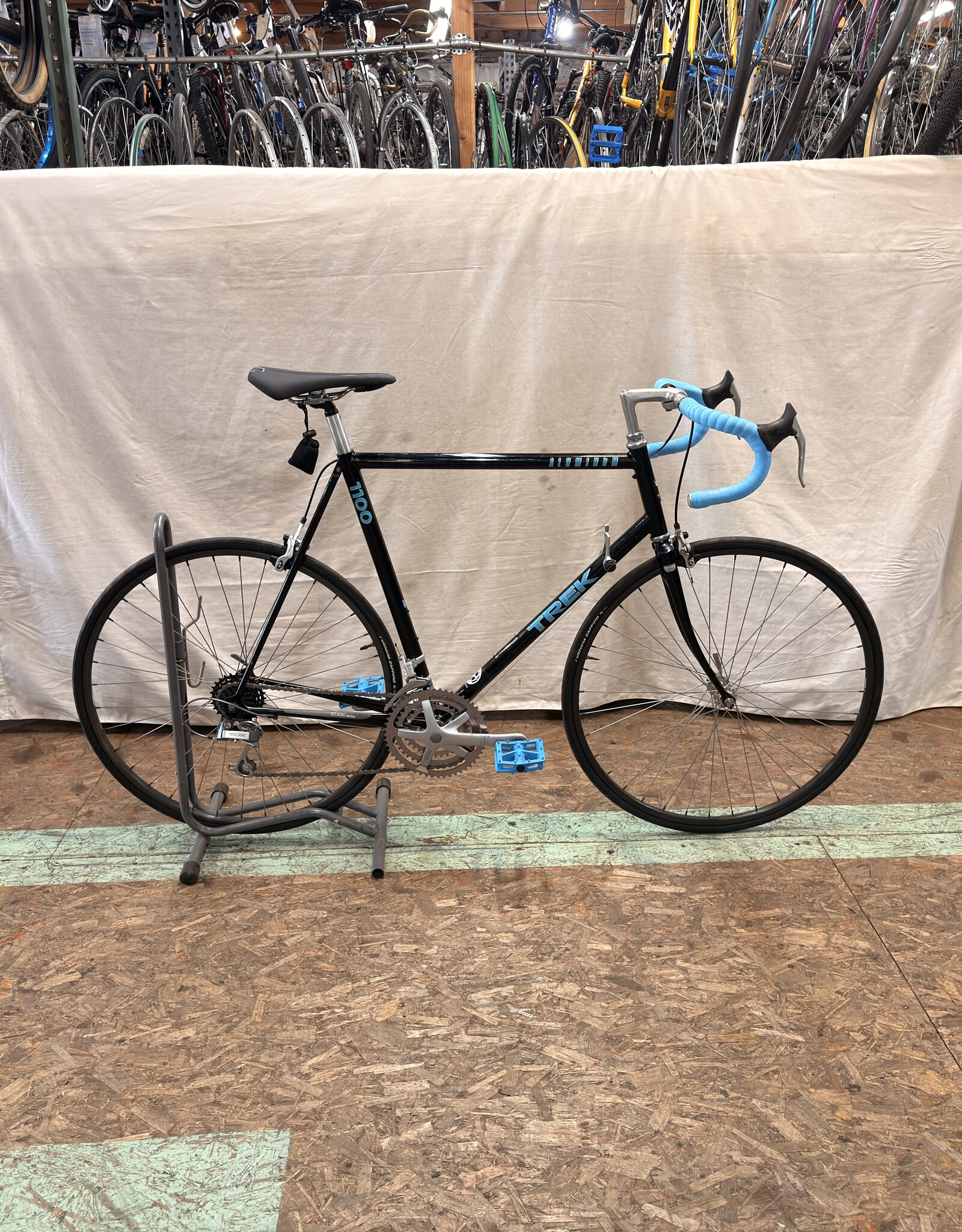 59cm Trek 1100 (7278 C3U)