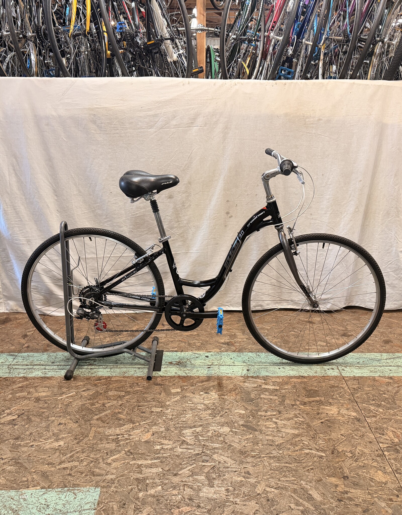 15in Fuji Crosstown 3.0 (2662) C4U