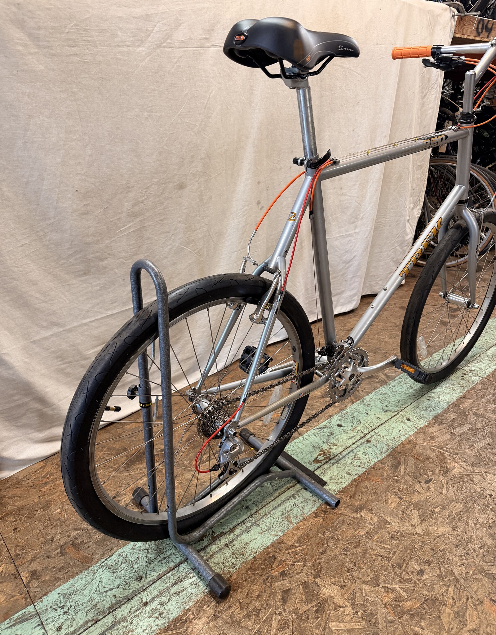 24" Trek 920 (36SP) C4U