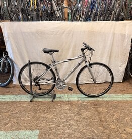 17.5"Trek 7300 FX (L498) C4U