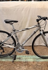 17.5"Trek 7300 FX (L498) C4U