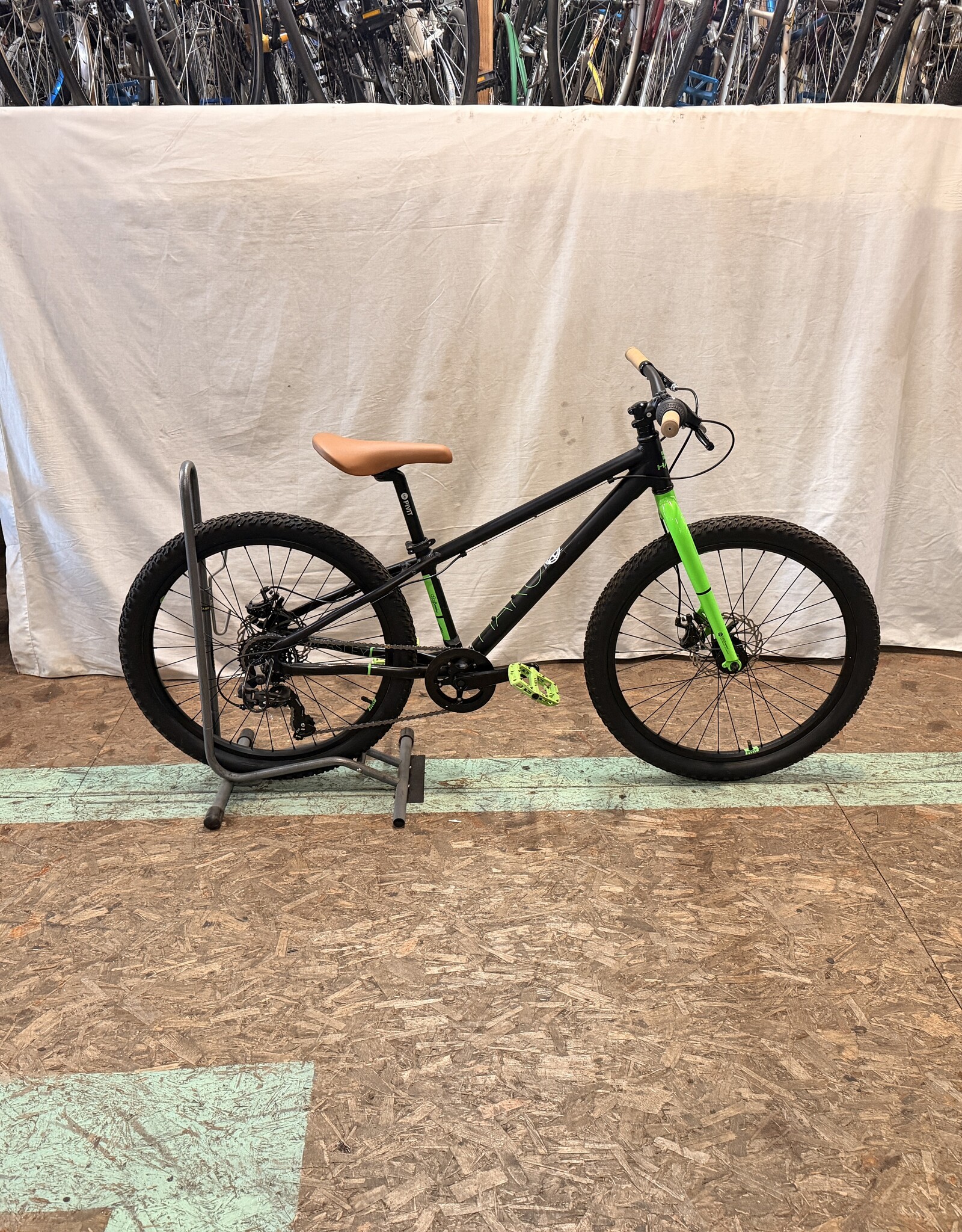 Haro 24" Haro Beasley (0533) B1U