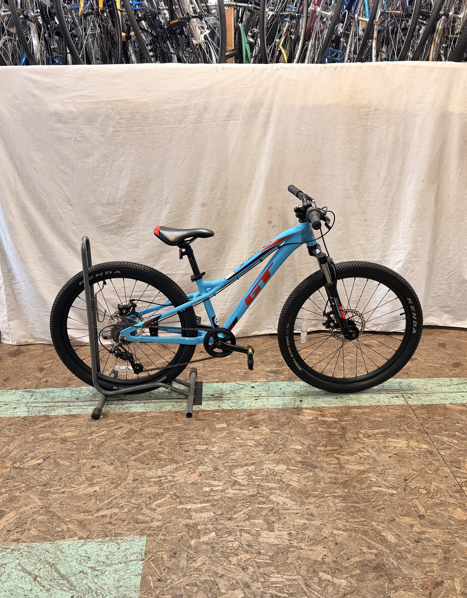 GT 12" 30cm GT Stomper Pro (8141) B1U