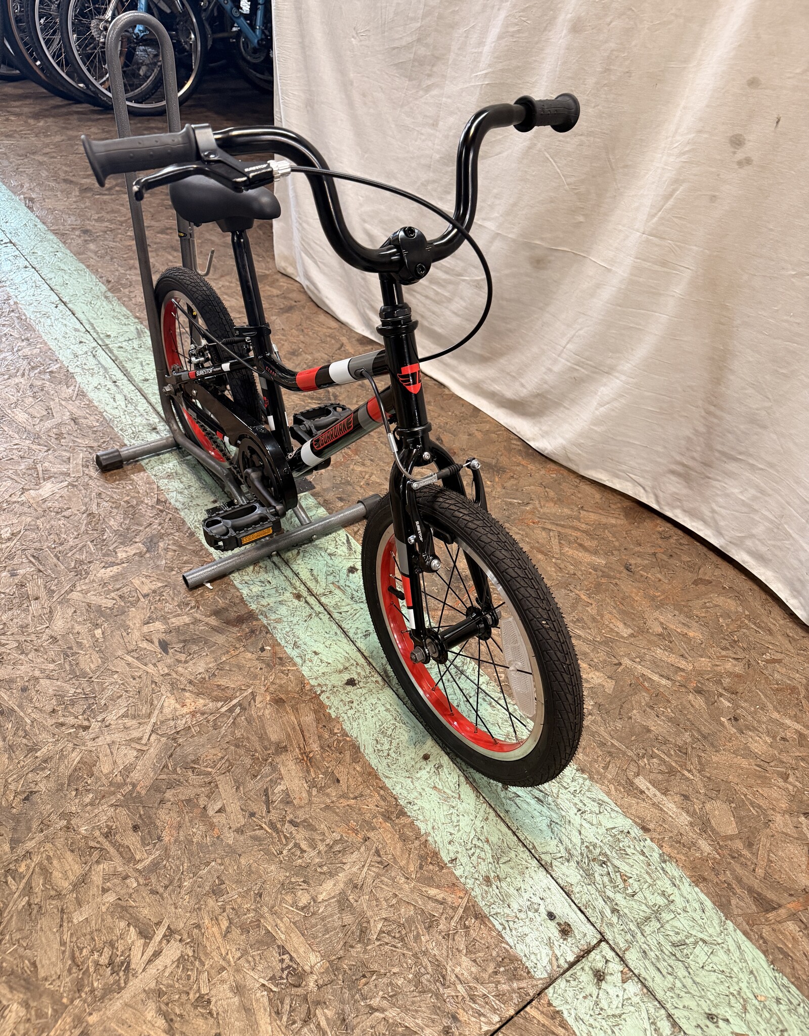 16" Guardian Ethos (2361) B1U