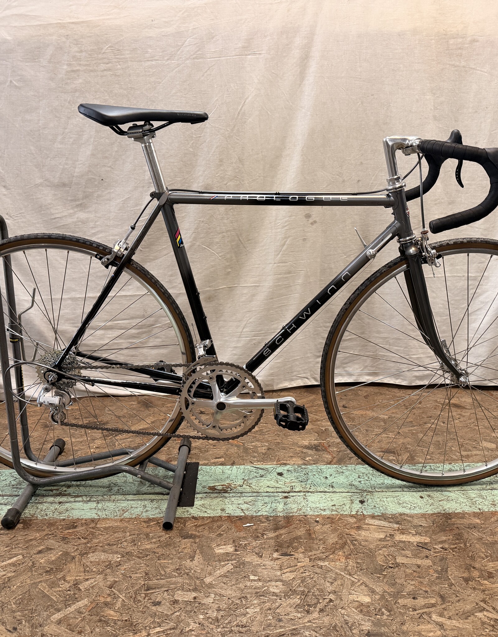 52cm Schwinn Prologue (1225) H1L